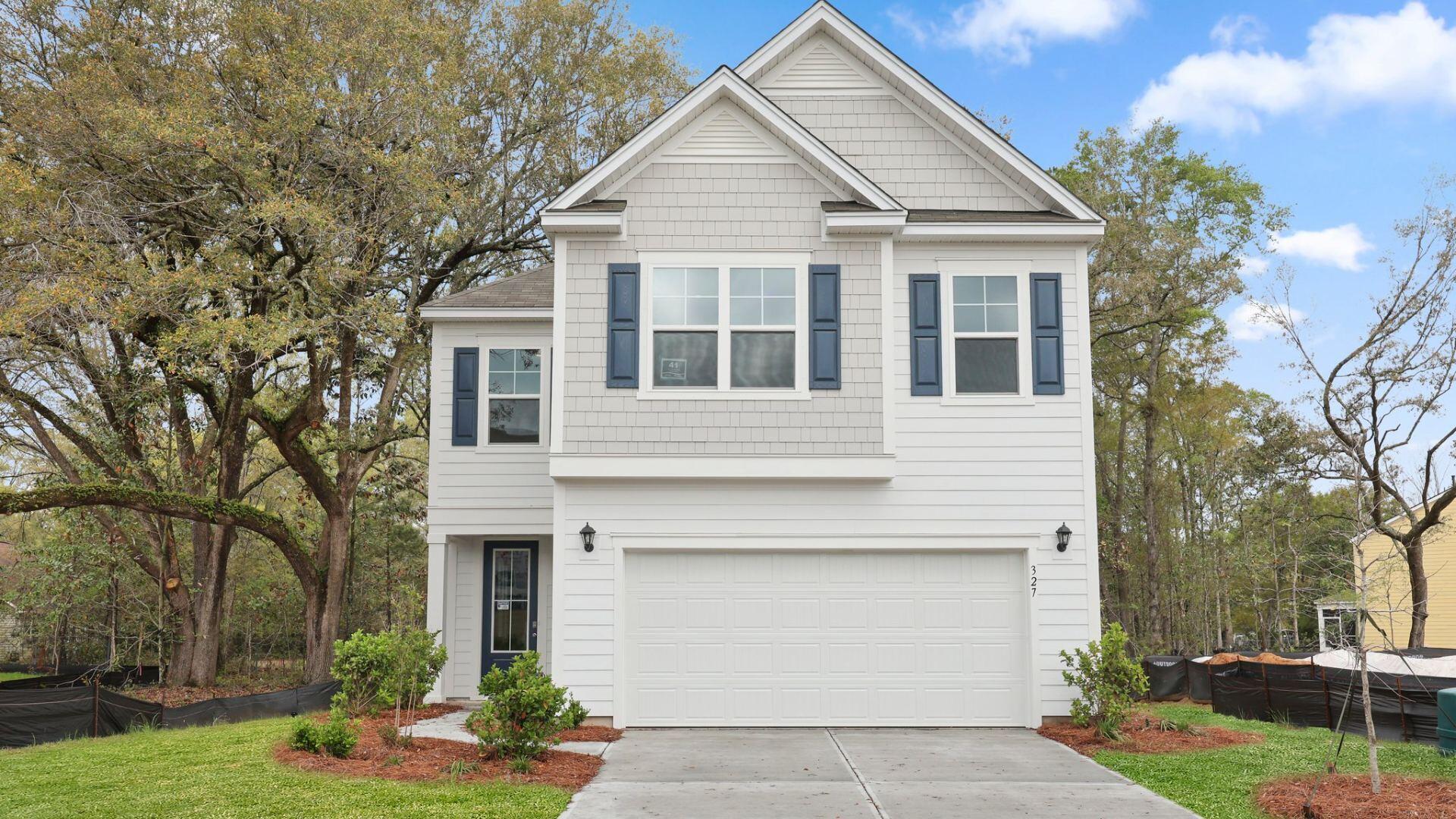 Property image 3 of 327 Dickerson Lane in Founders Corner, Summerville, SC 29485