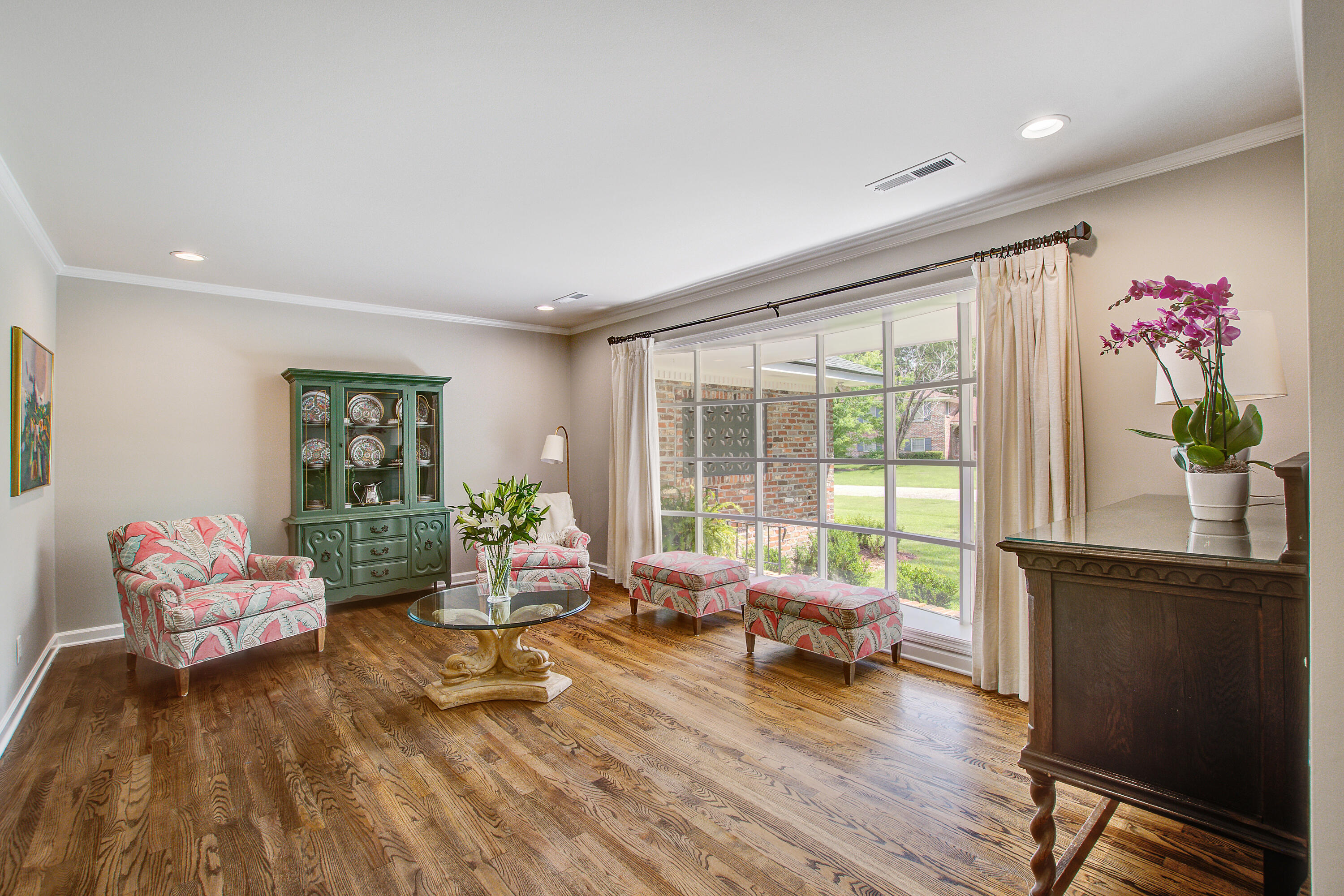 Property image 5 of 1833 Huntington Drive in Huntington Woods, Charleston, SC 29407