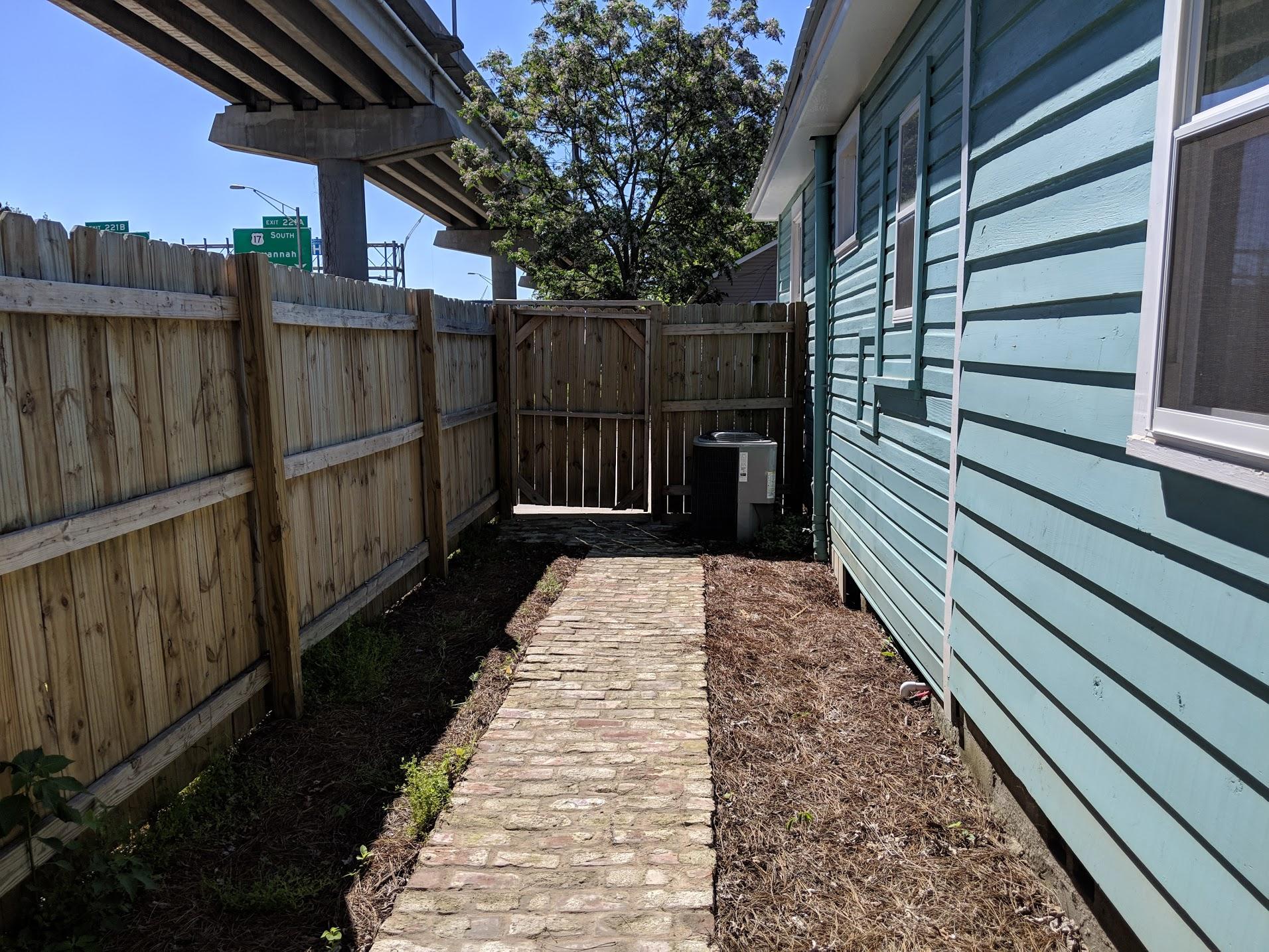 Property image 2 of 52 Congress Street in North Central, Charleston, SC 29403