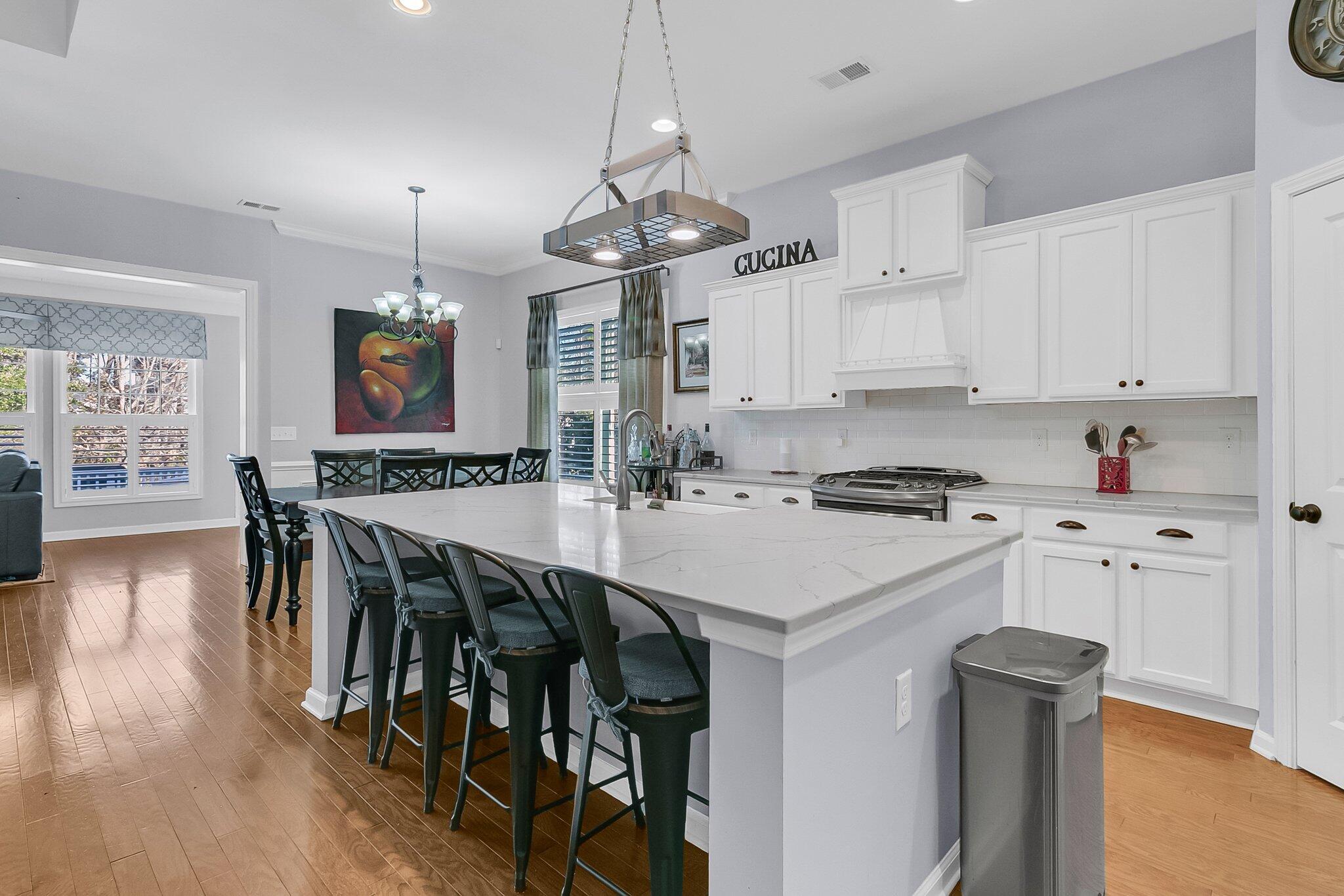 Property image 5 of 112 Riviera Drive in Pine Forest Country Club, Summerville, SC 29483