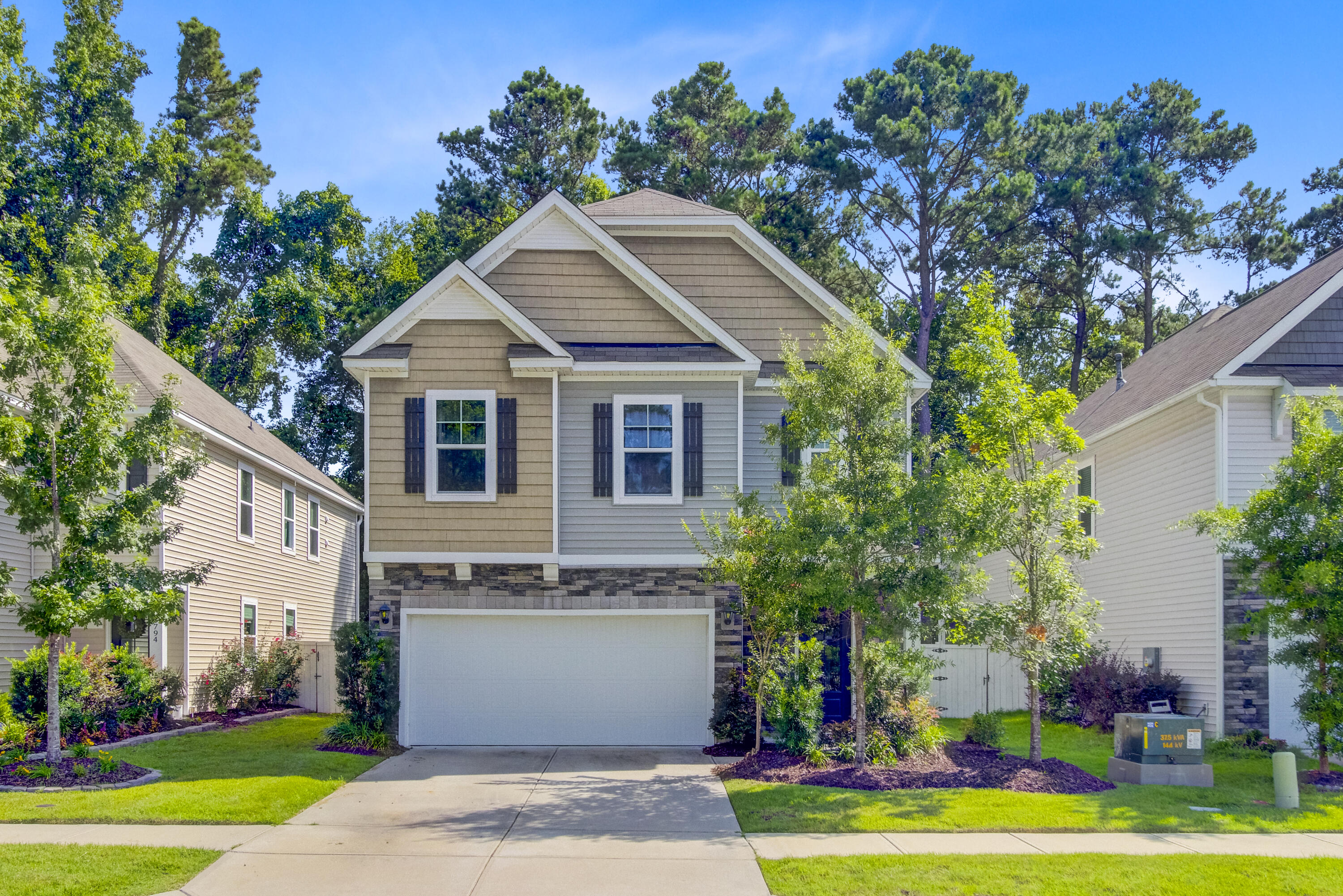 Property image 2 of 3798 Sawmill Court in Bees Crossing, Mount Pleasant, SC 29429