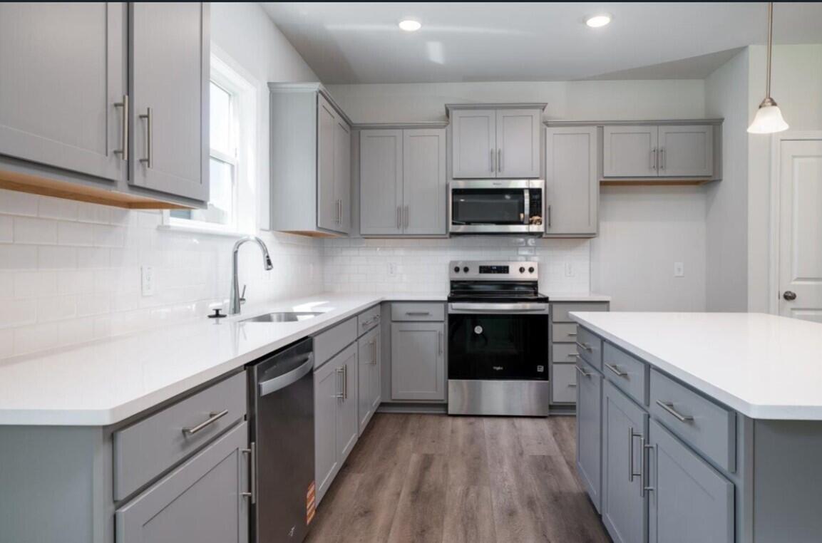 Property image 5 of 153 Royal Cainhoy Way in Cedar Glen Preserve, Huger, SC 29450