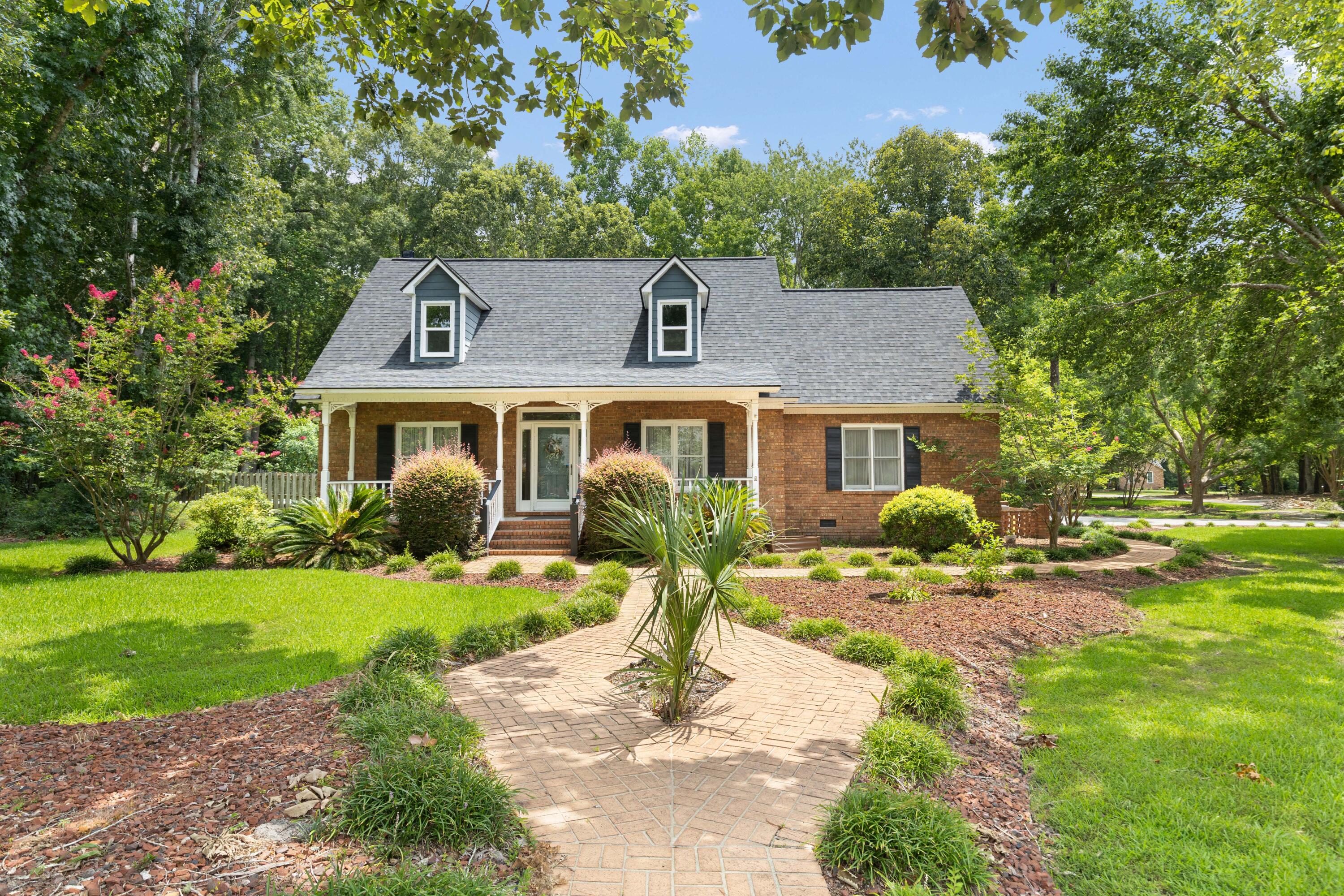 Property image 3 of 190 Rolling Meadows Drive in Walnut Farms, Summerville, SC 29485