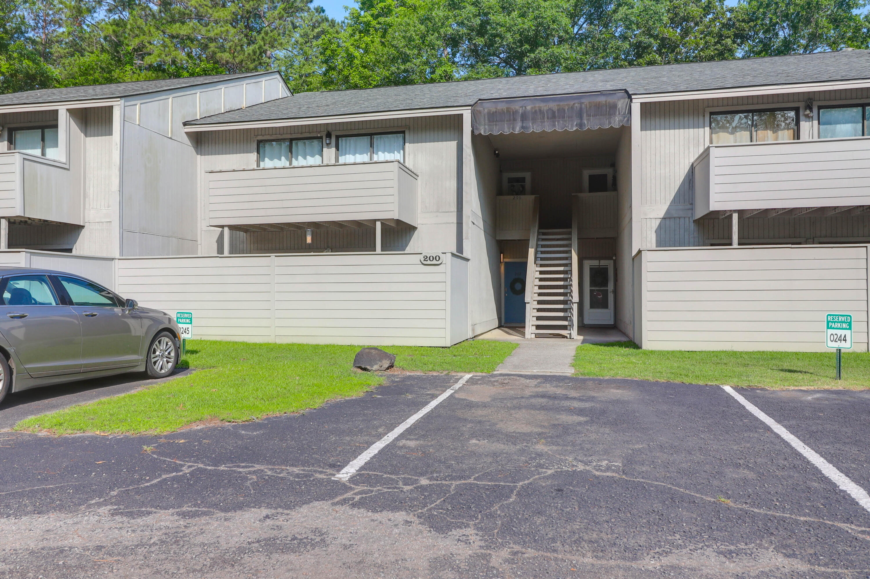 Property image 2 of 202 Waterwood Drive in Greenslake Condominiums, Goose Creek, SC 29445
