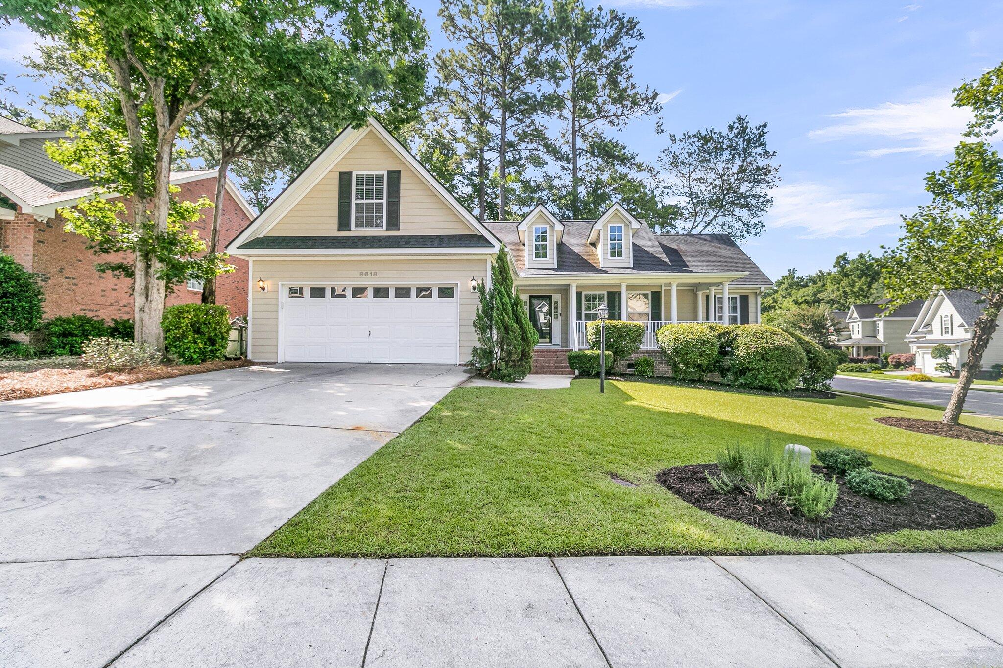 Property image 3 of 8618 Woodland Walk in Coosaw Creek Country Club, North Charleston, SC 29420
