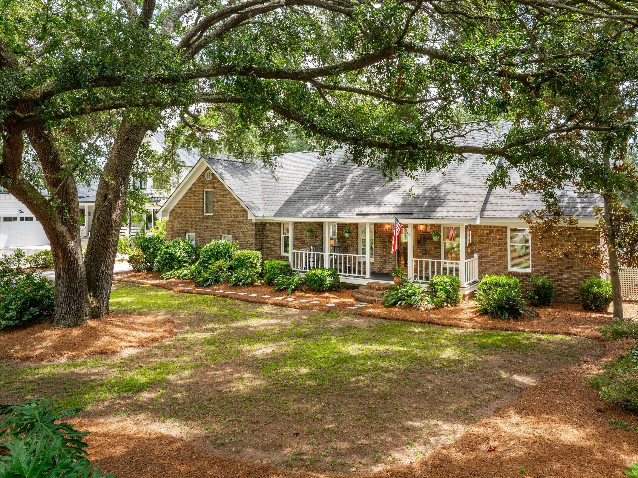 Property image 4 of 1632 N Relyea Avenue in Clarks Point, Charleston, SC 29412