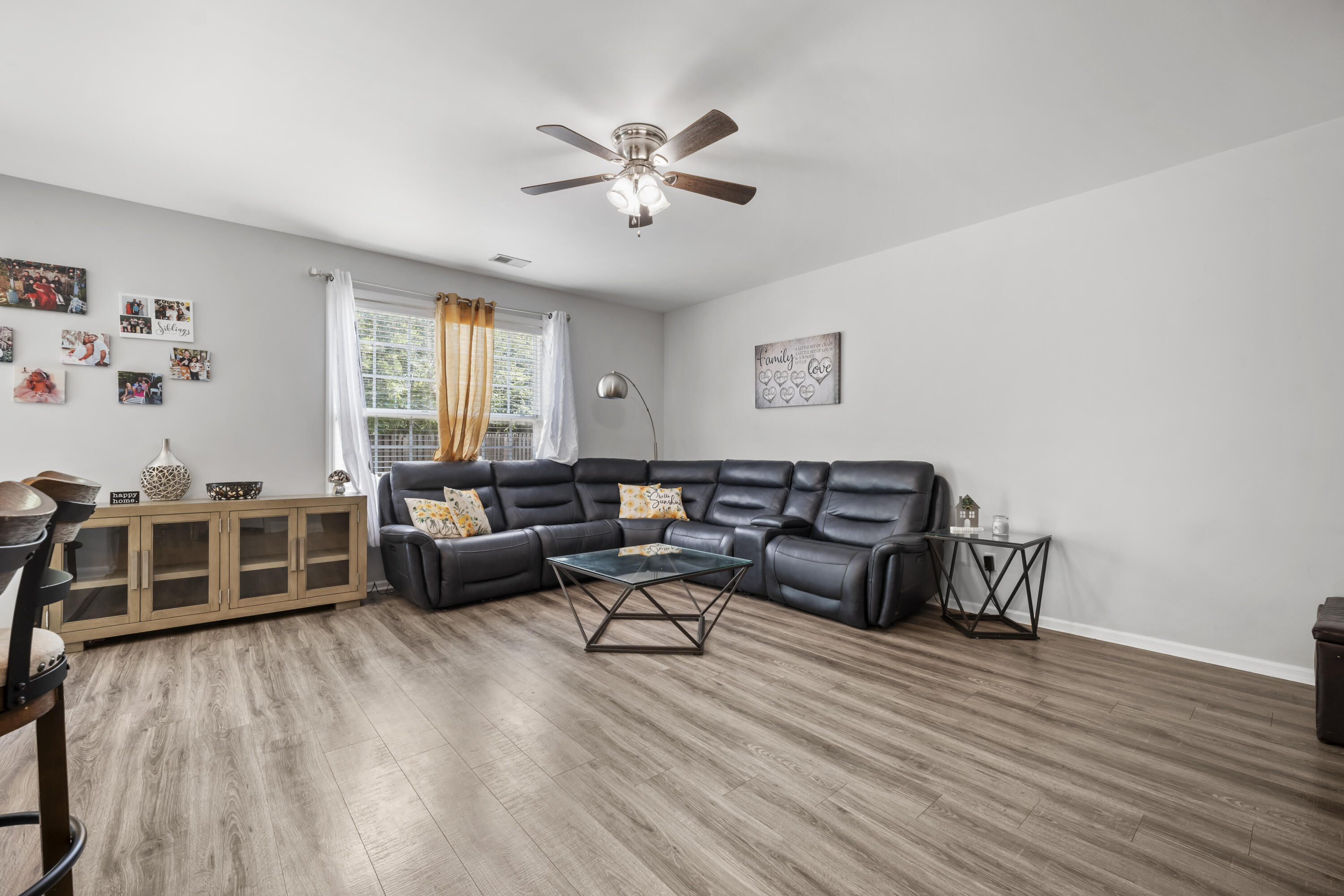 Property image 4 of 990 Augustine Court in Myers Mill, Summerville, SC 29483