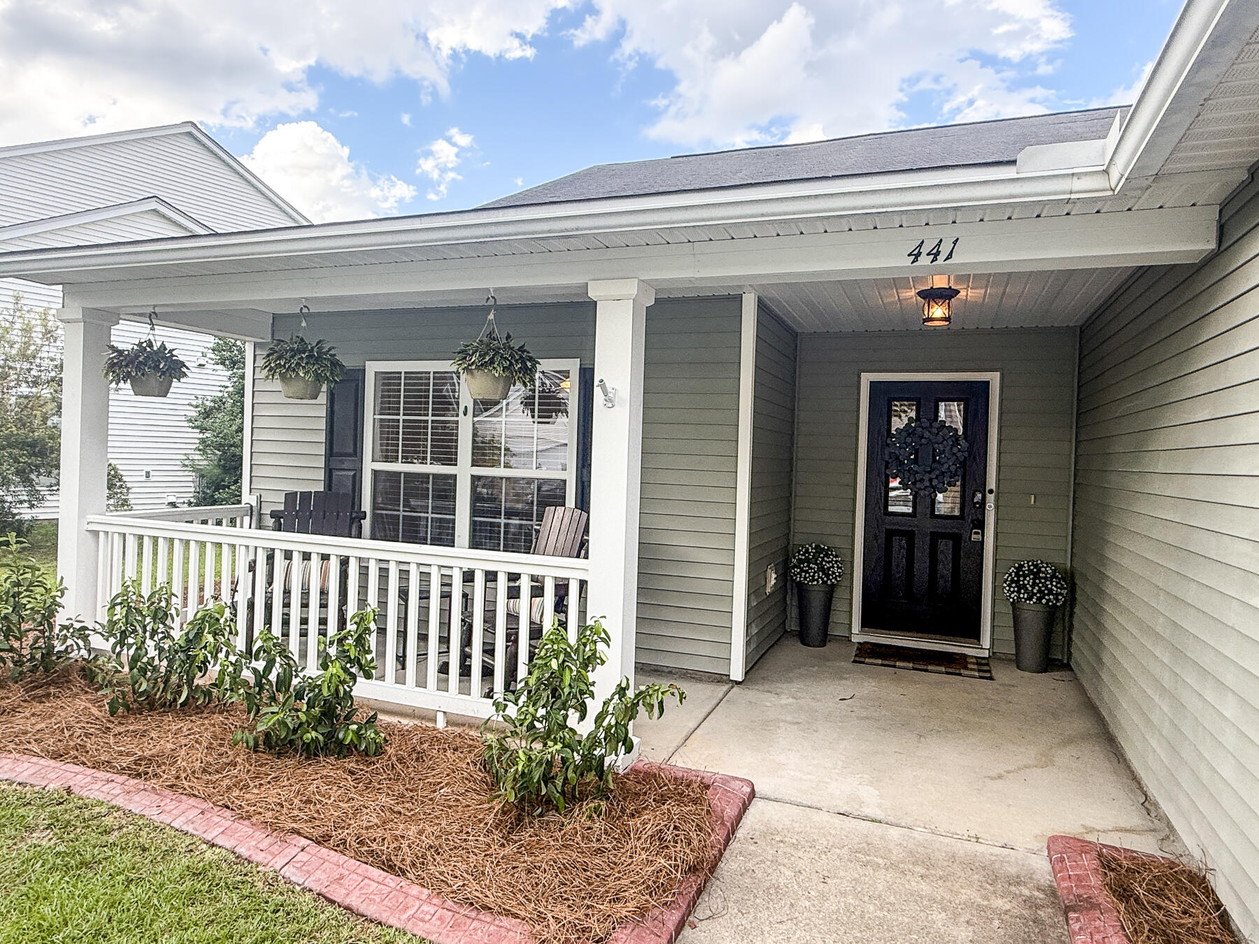 Property image 3 of 441 Dovetail Circle in Weatherstone, Summerville, SC 29483
