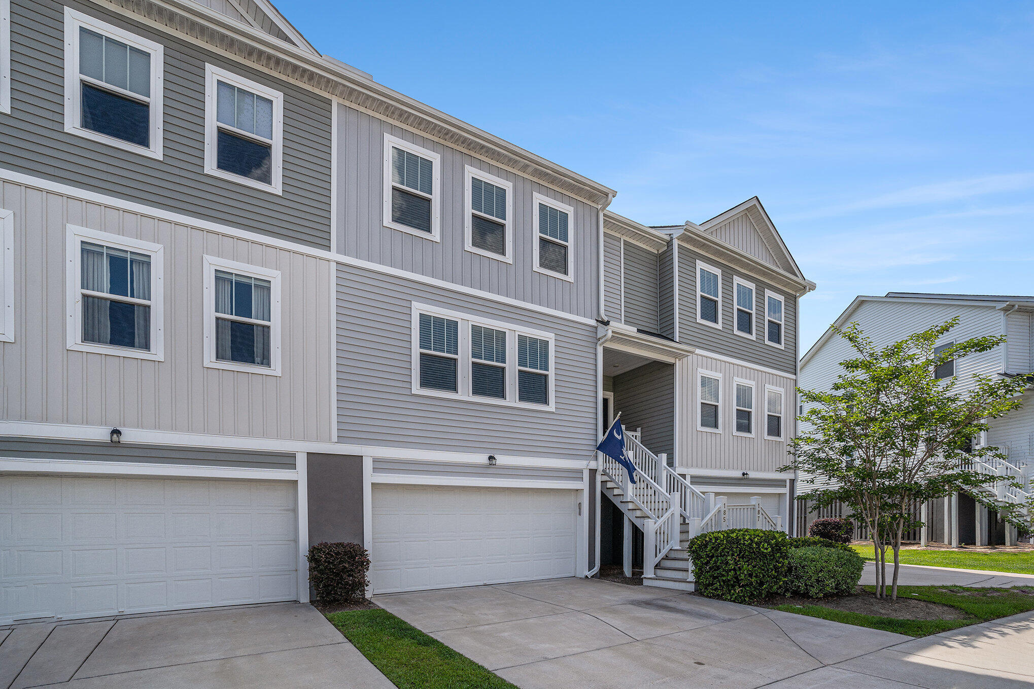 Property image 2 of 185 Winding River Drive in Marshview Commons, Johns Island, SC 29455