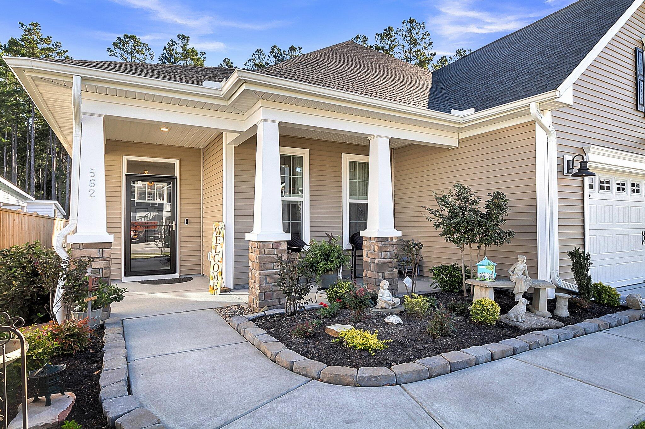 Property image 2 of 562 Dunswell Drive in Cane Bay Plantation, Summerville, SC 29486