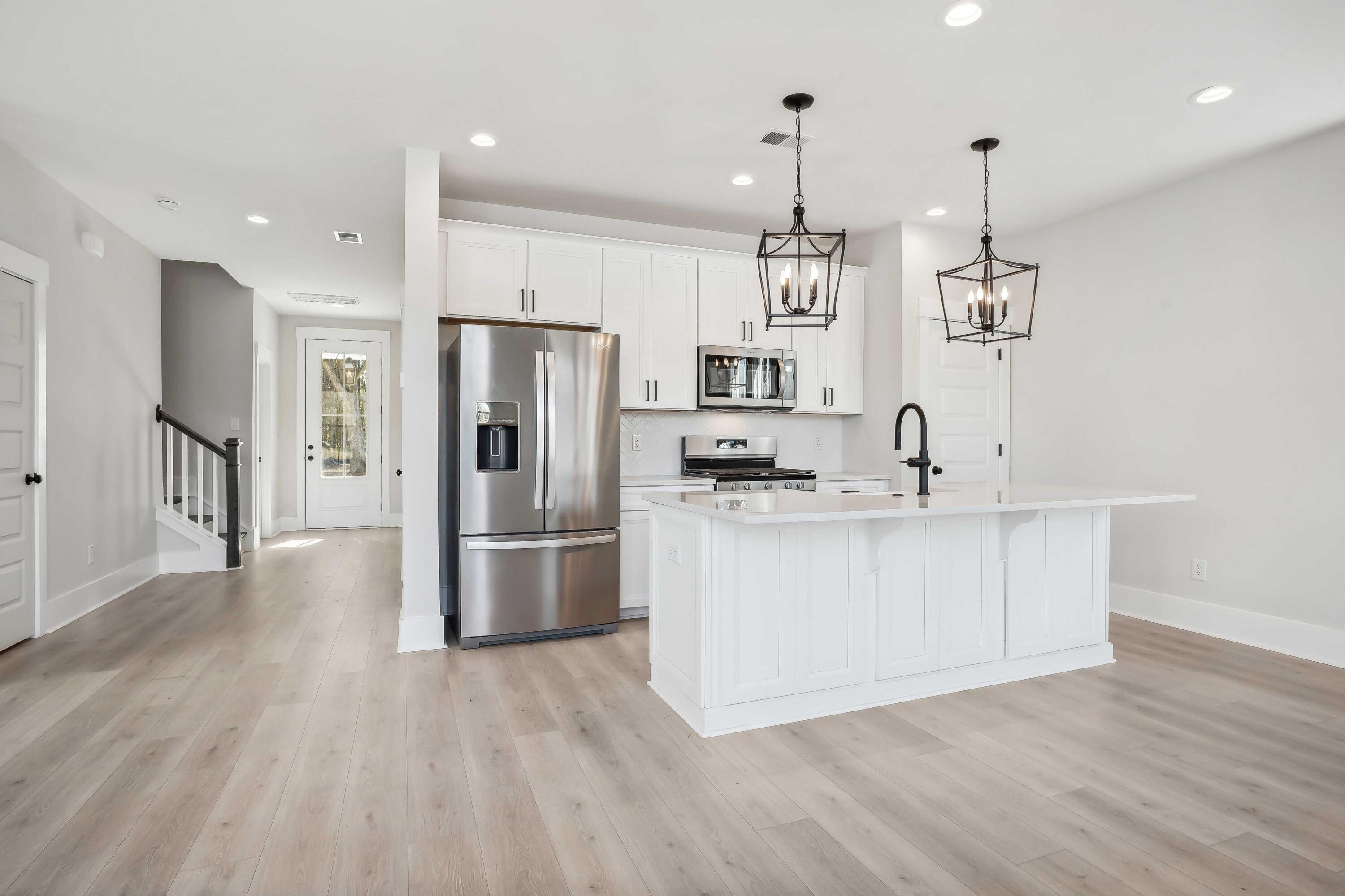 Property image 3 of 422 Queenview Lane in Verdier Pointe, Charleston, SC 29414