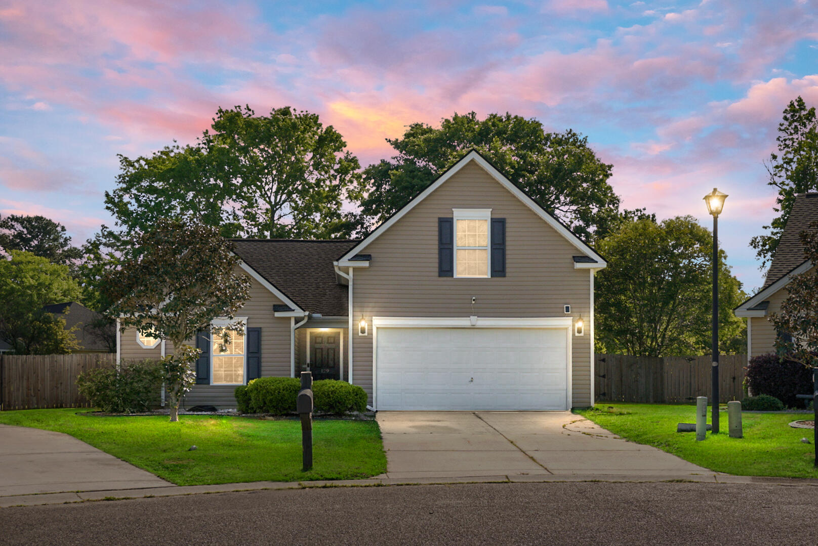 Property image 2 of 129 Mockernut Drive in Summerhaven, Ladson, SC 29456