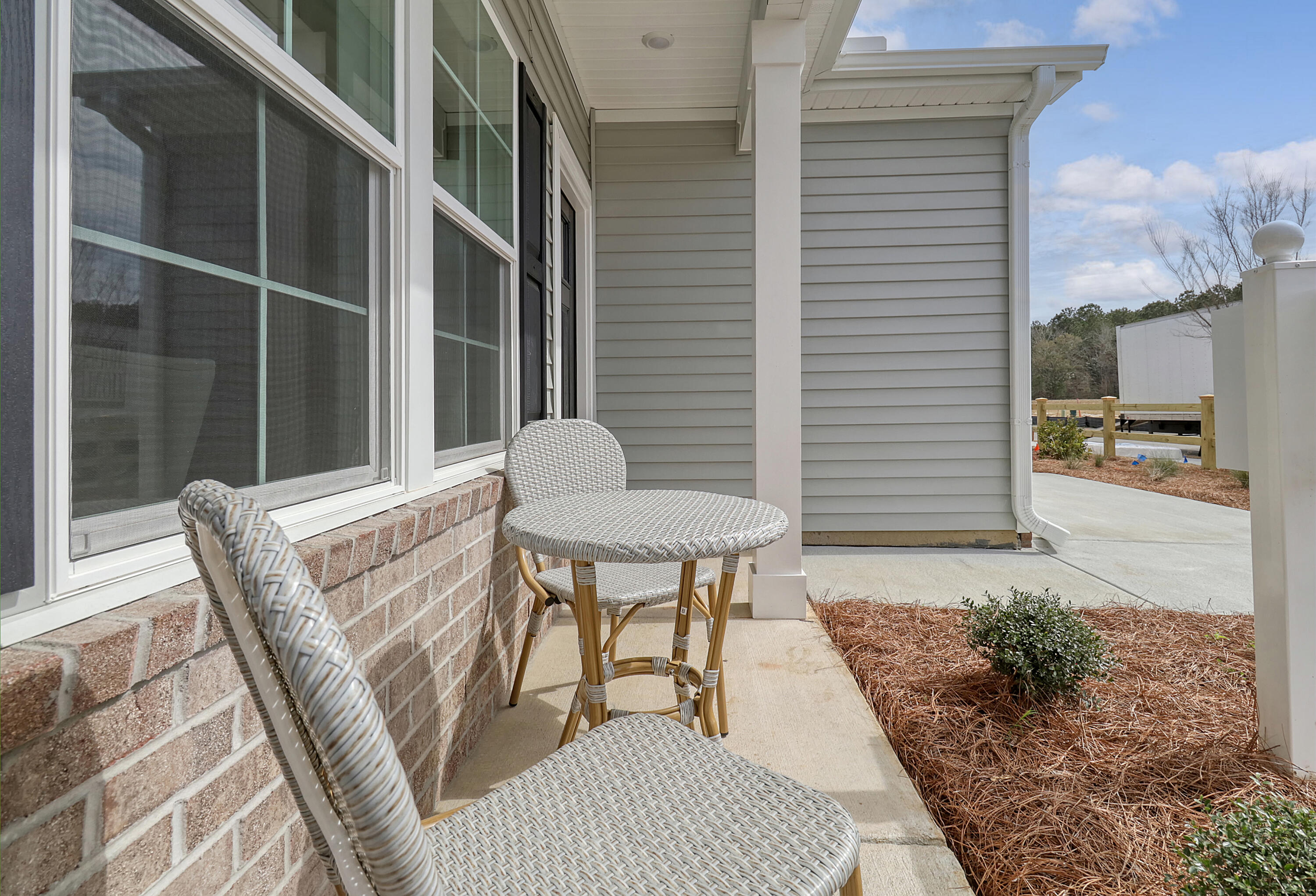 Property image 2 of 544 O Leary Circle in Six Oaks, Summerville, SC 29483