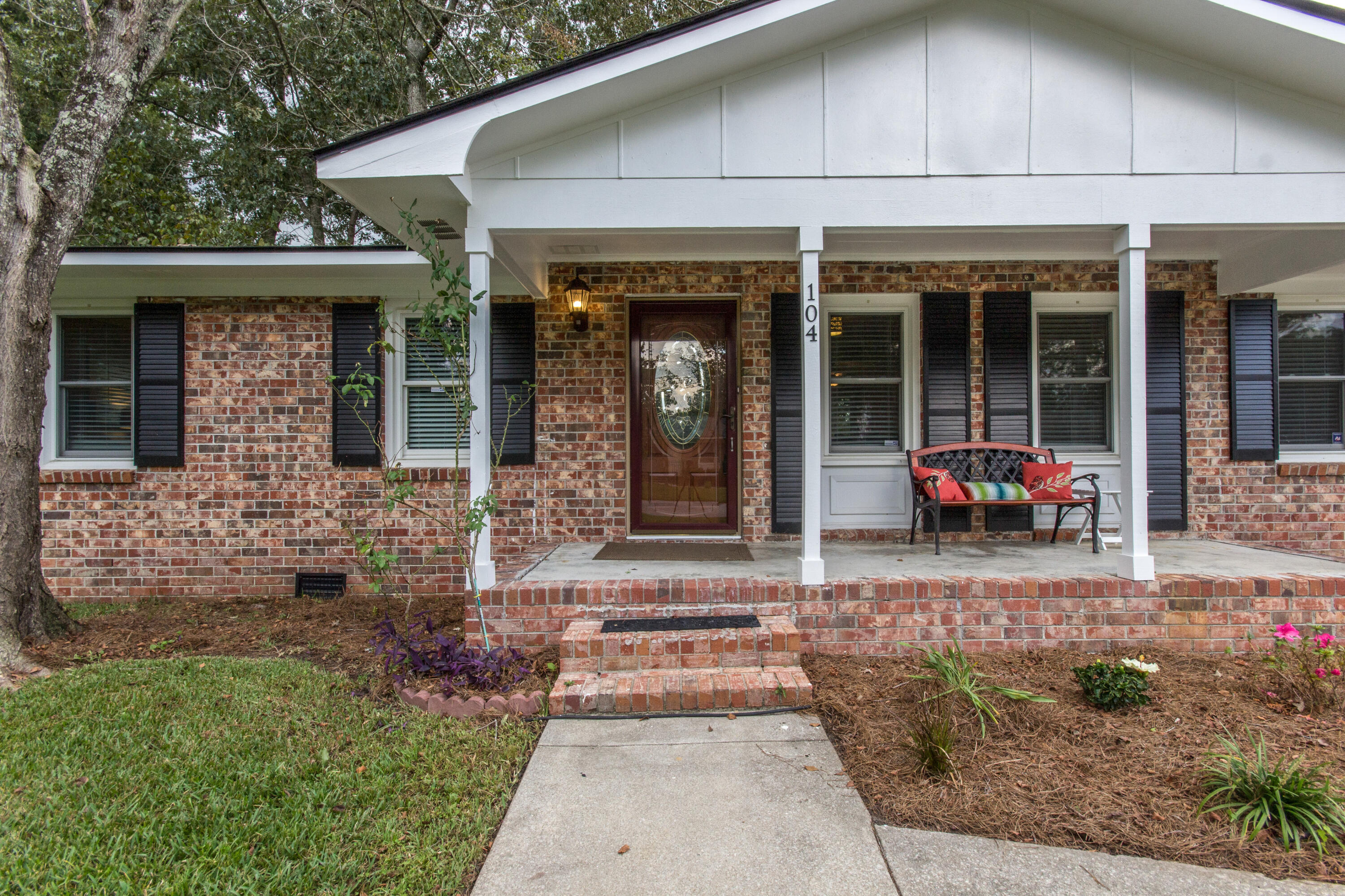 Property image 2 of 104 County Rd S 18 514 in North Tranquil Acres, Ladson, SC 29456