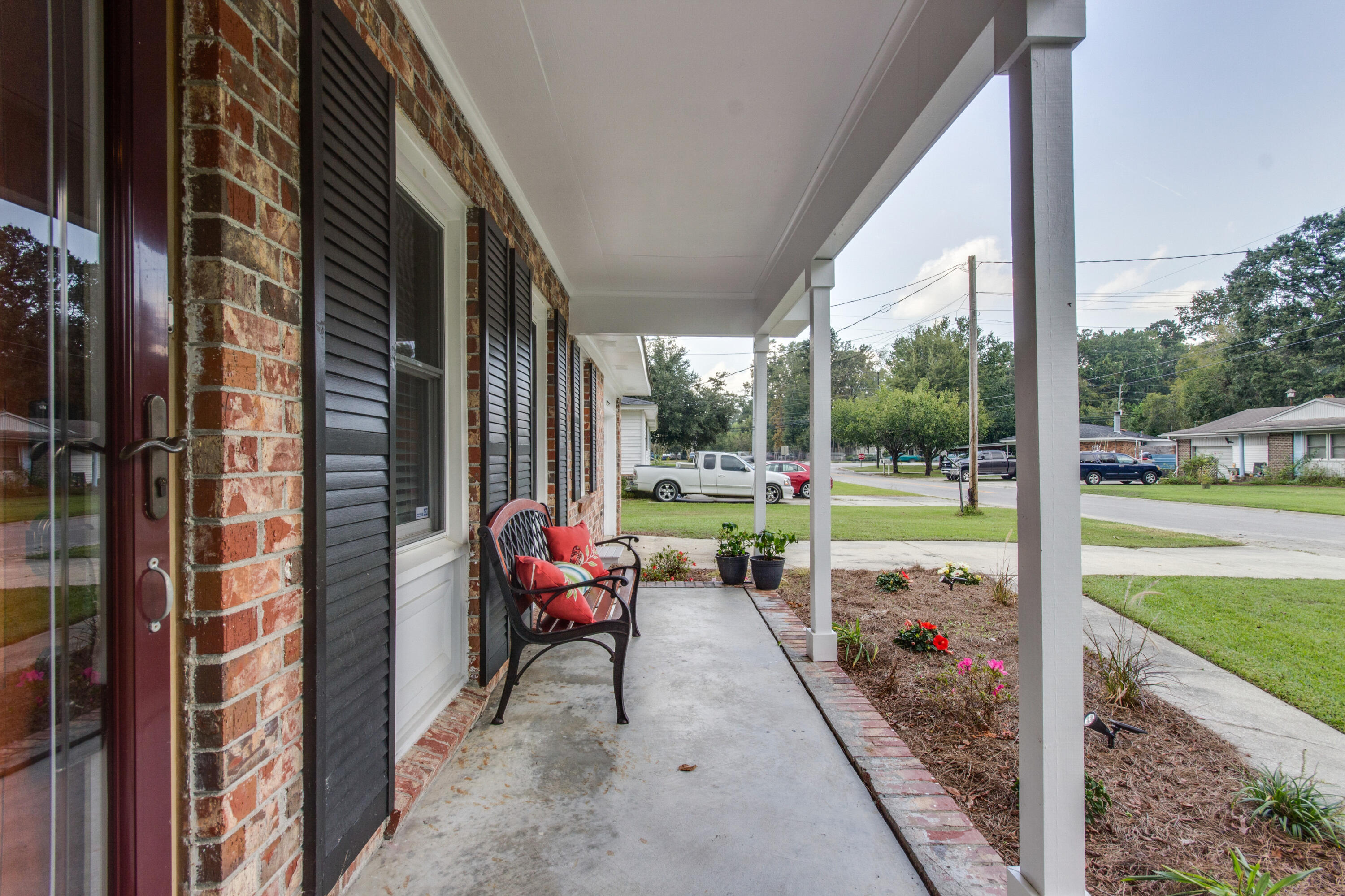 Property image 3 of 104 County Rd S 18 514 in North Tranquil Acres, Ladson, SC 29456