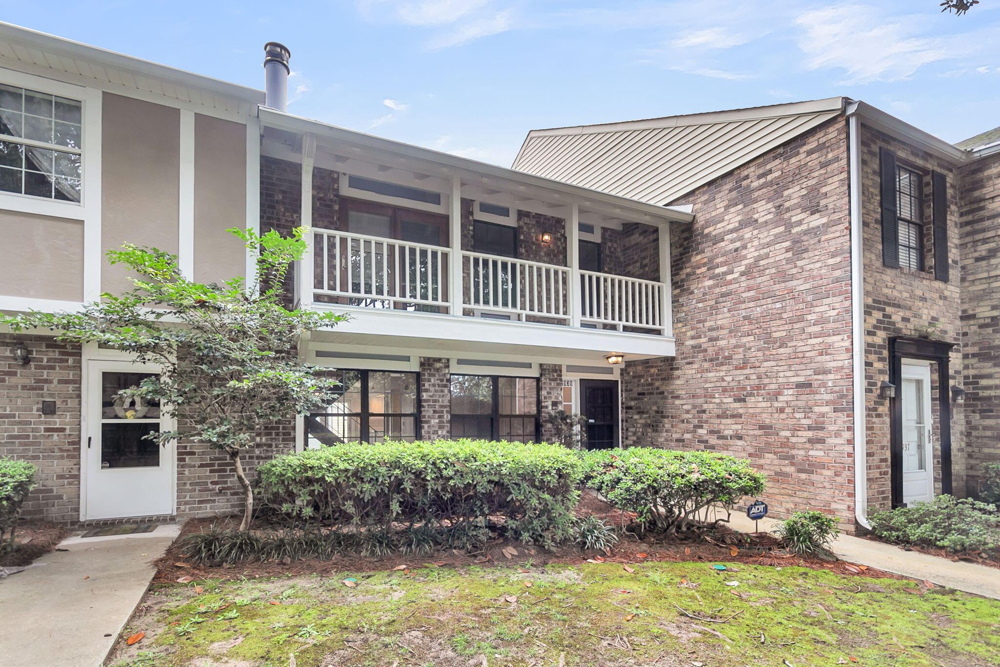 Property image 2 of 2939 Cathedral Lane in Old Towne Villas, Charleston, SC 29414