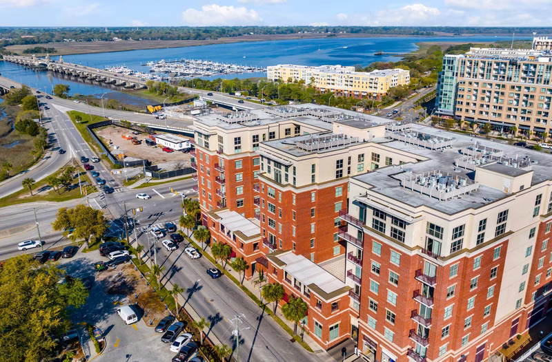 150 Bee Street 507