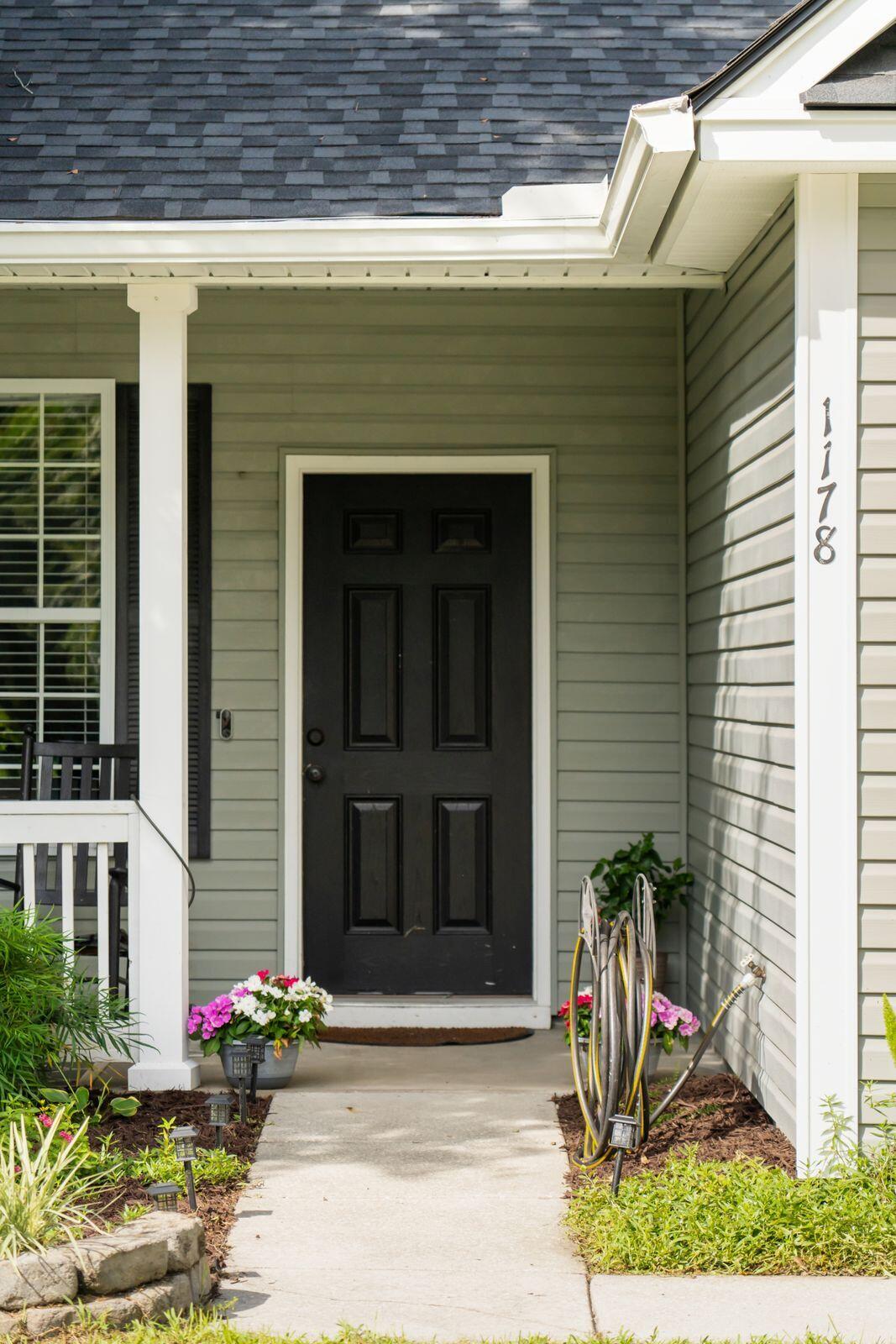 Property image 2 of 1178 Equinox Court in Summertrees, Johns Island, SC 29455