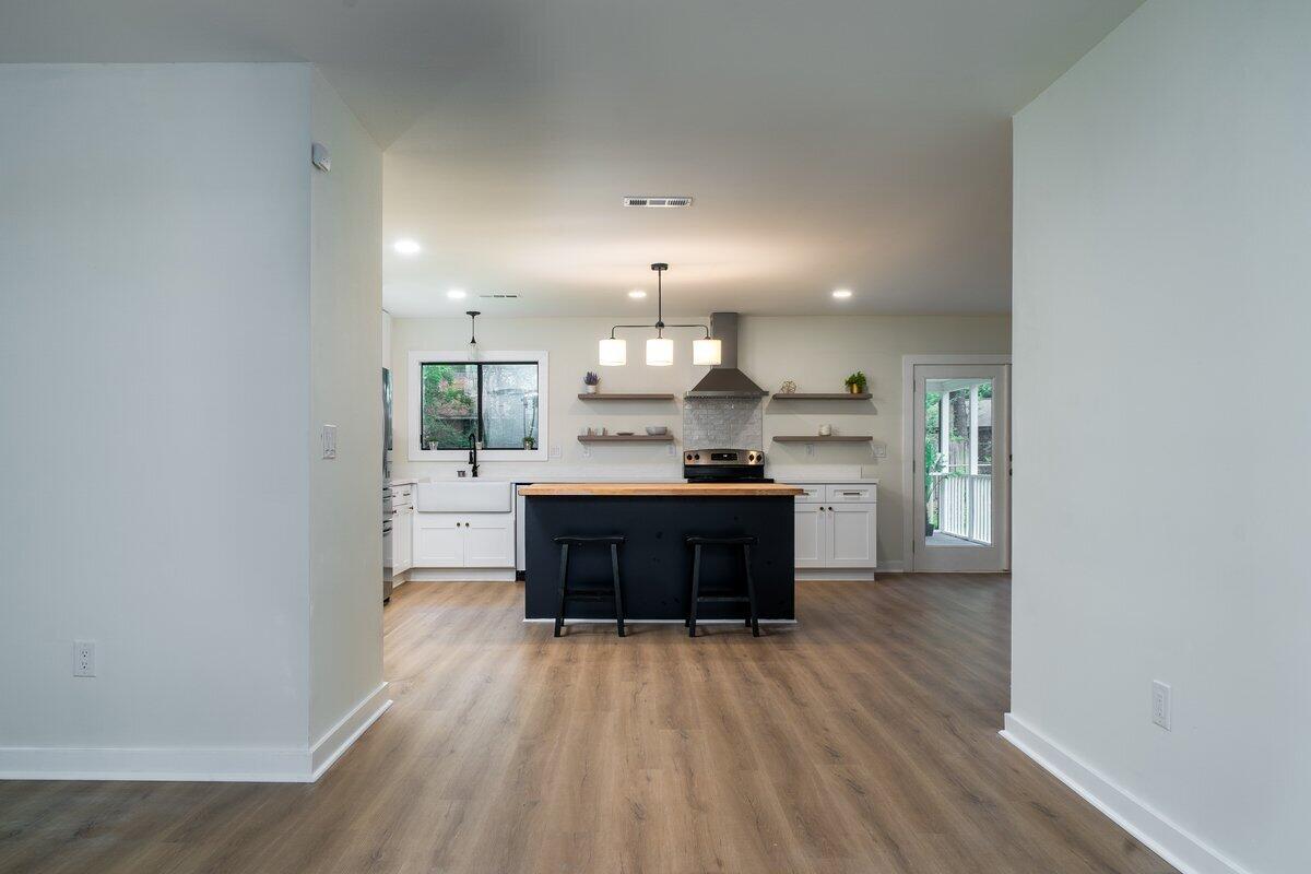 Property image 5 of 103 Four Iron Drive in Corey Woods, Summerville, SC 29483