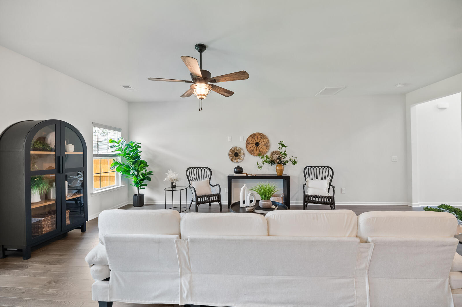 Property image 5 of 1302 Berry Grove Drive in Timber Trace, Summerville, SC 29485