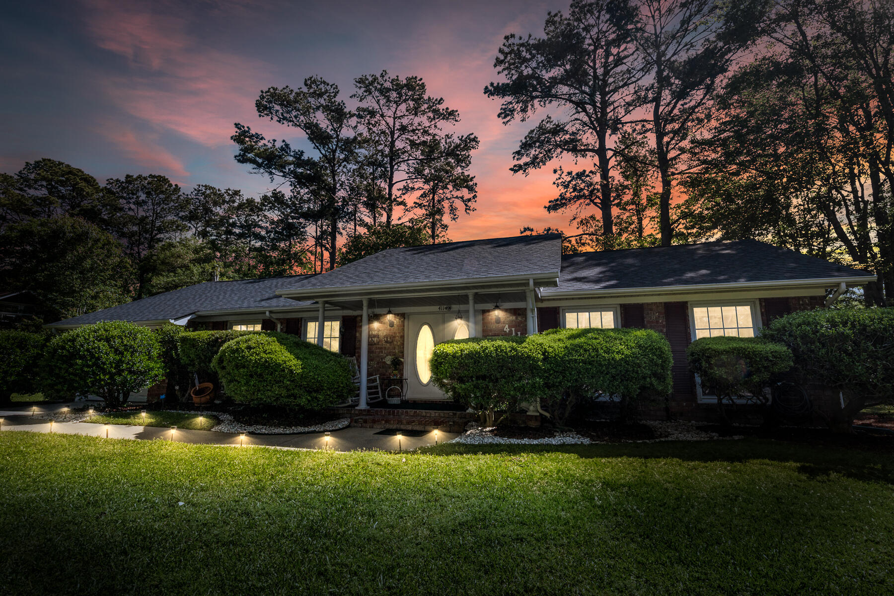 Property image 2 of 411 Dogwood Circle in Twin Oaks, Summerville, SC 29485
