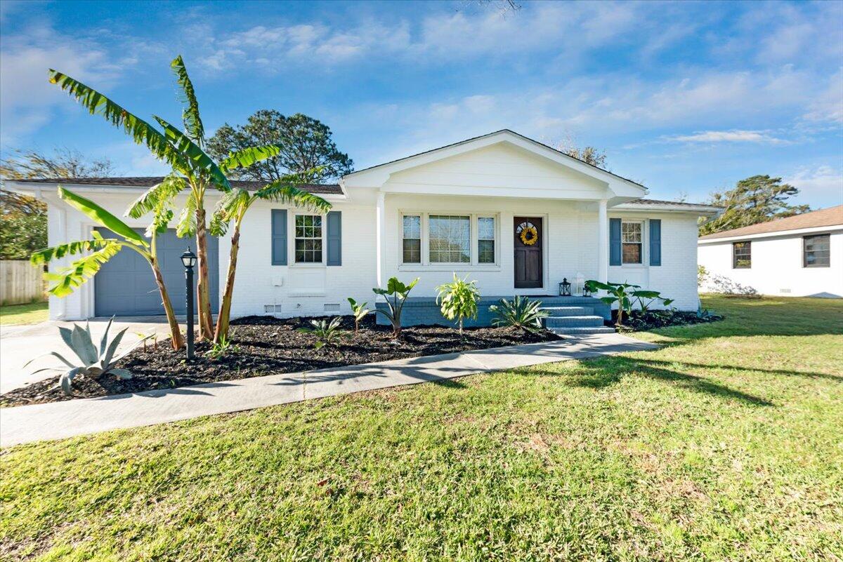 Property image 2 of 1077 Harbor View Road in Lawton Bluff, Charleston, SC 29412