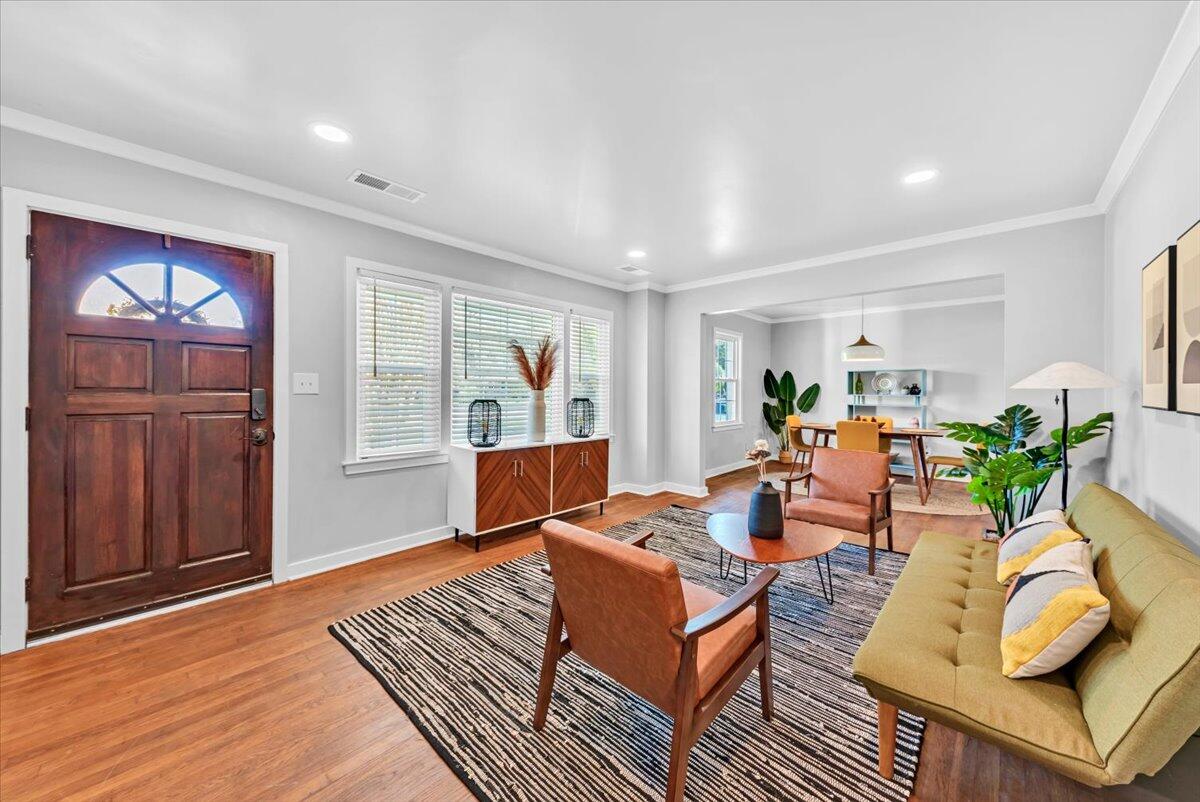 Property image 3 of 1077 Harbor View Road in Lawton Bluff, Charleston, SC 29412