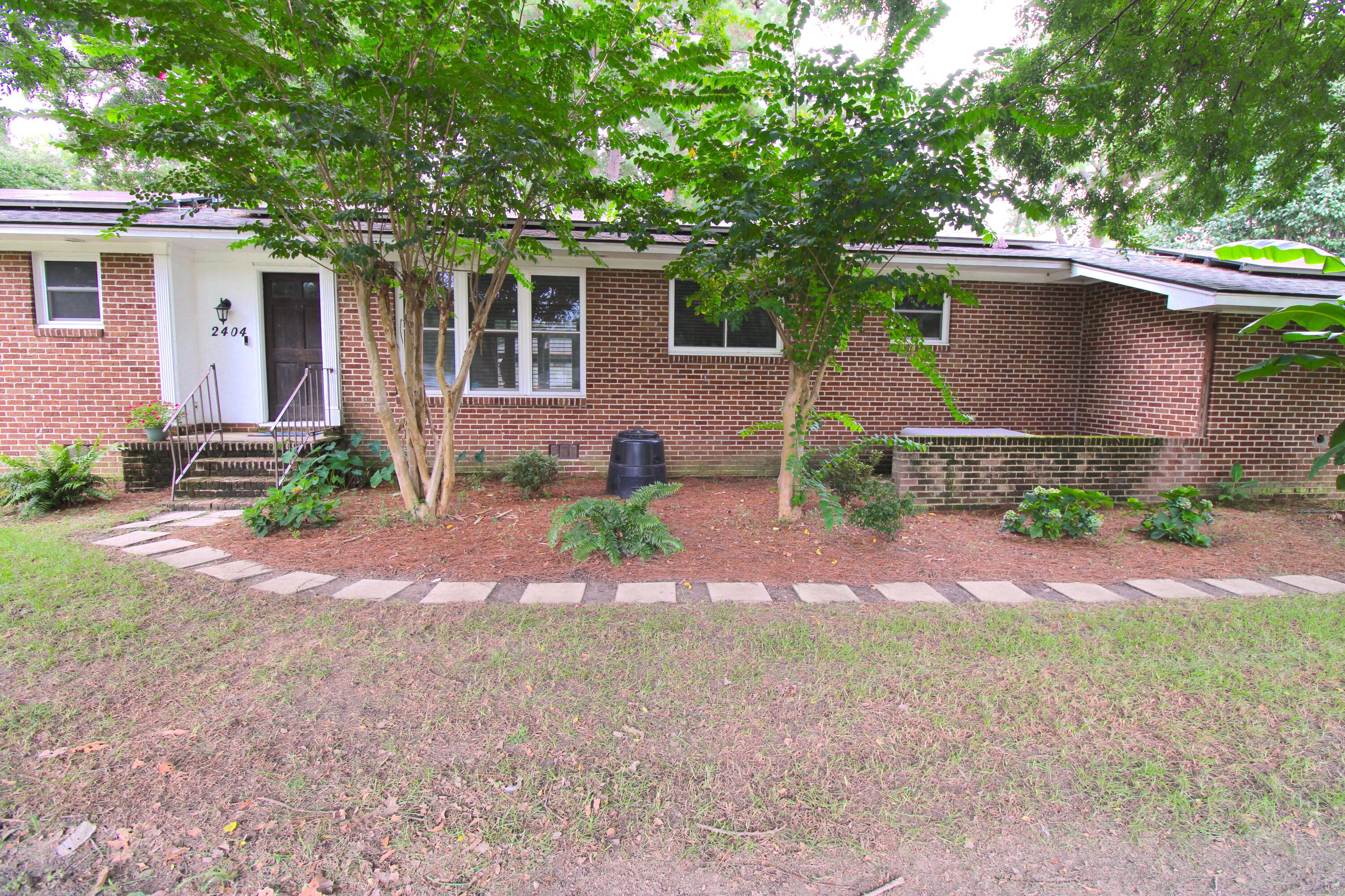 Property image 3 of 2404 Menola Avenue in Melrose, Charleston, SC 29414