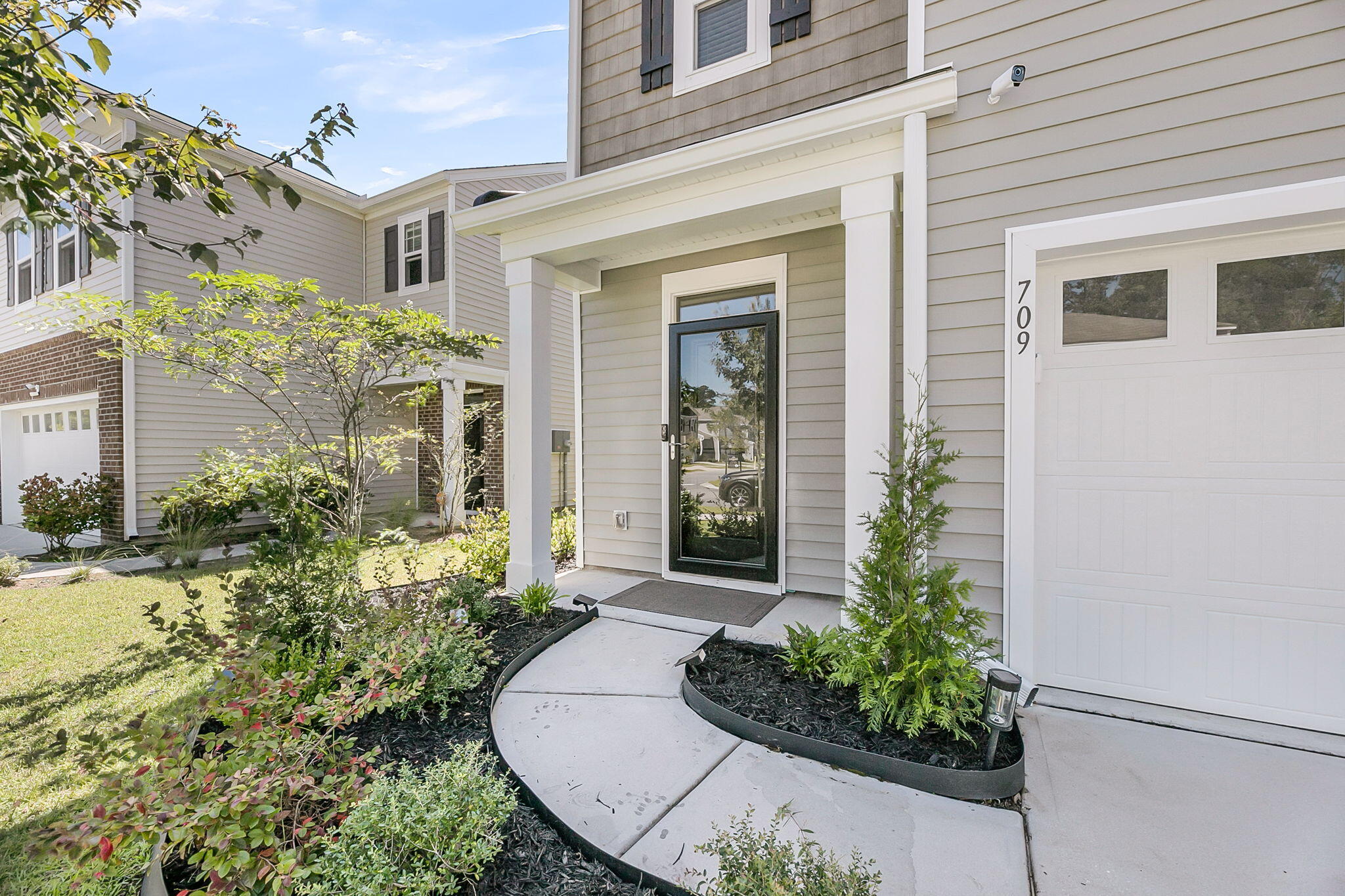 Property image 2 of 709 Pepperbush Street in Grand Bees, Charleston, SC 29414