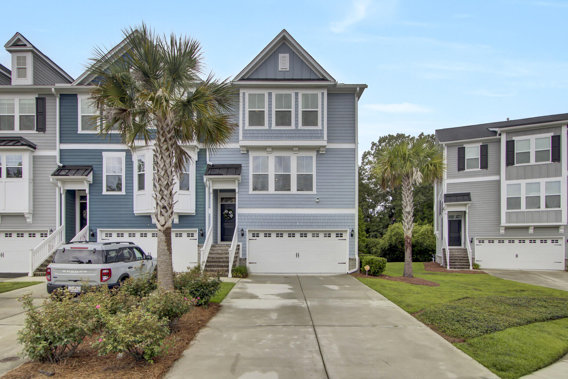 Property image 3 of 1550 Moss Spring Road in Park West, Mount Pleasant, SC 29466