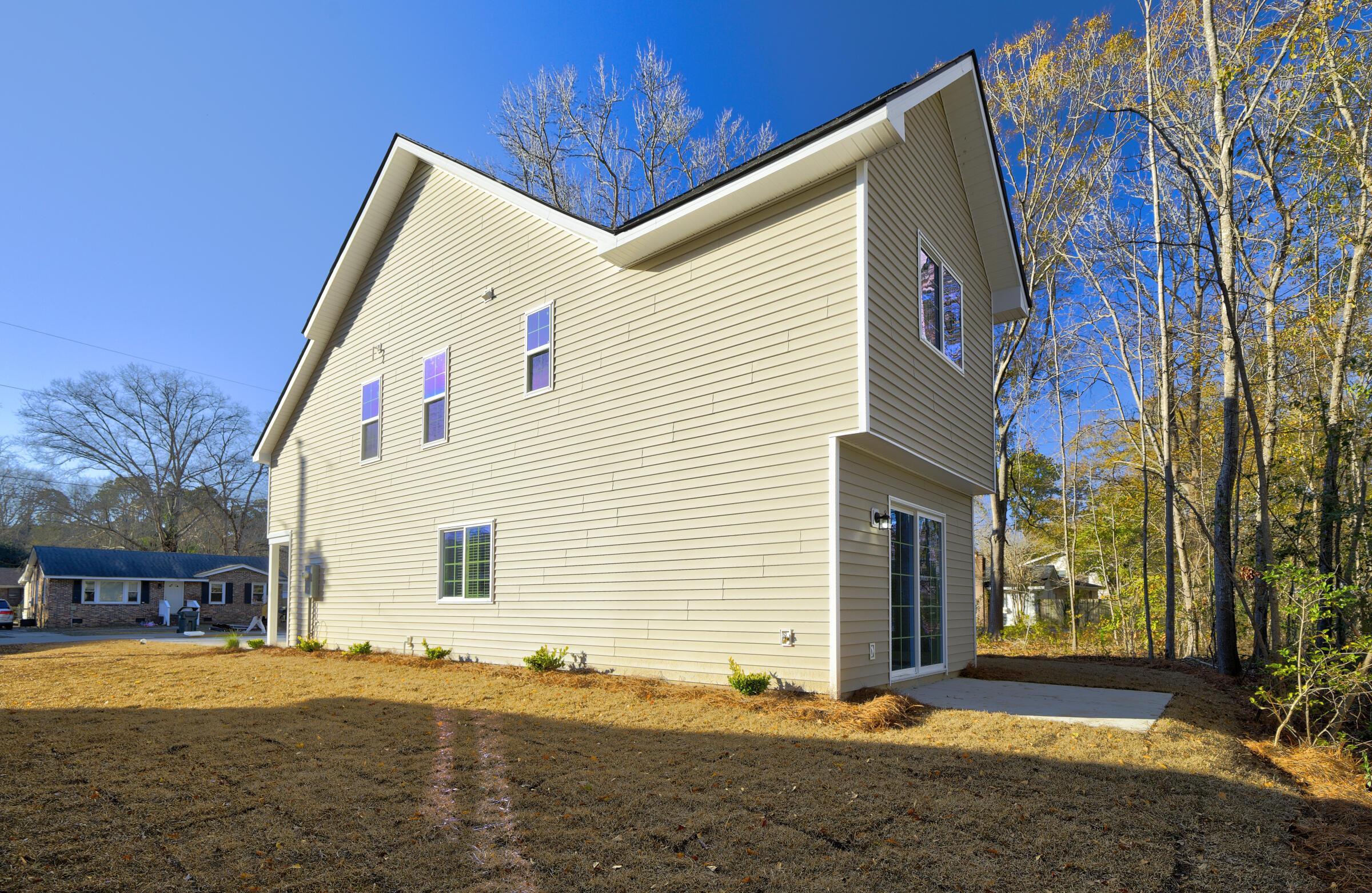 Property image 4 of 118 Englewood Road in West Greenview Acres, Goose Creek, SC 29445