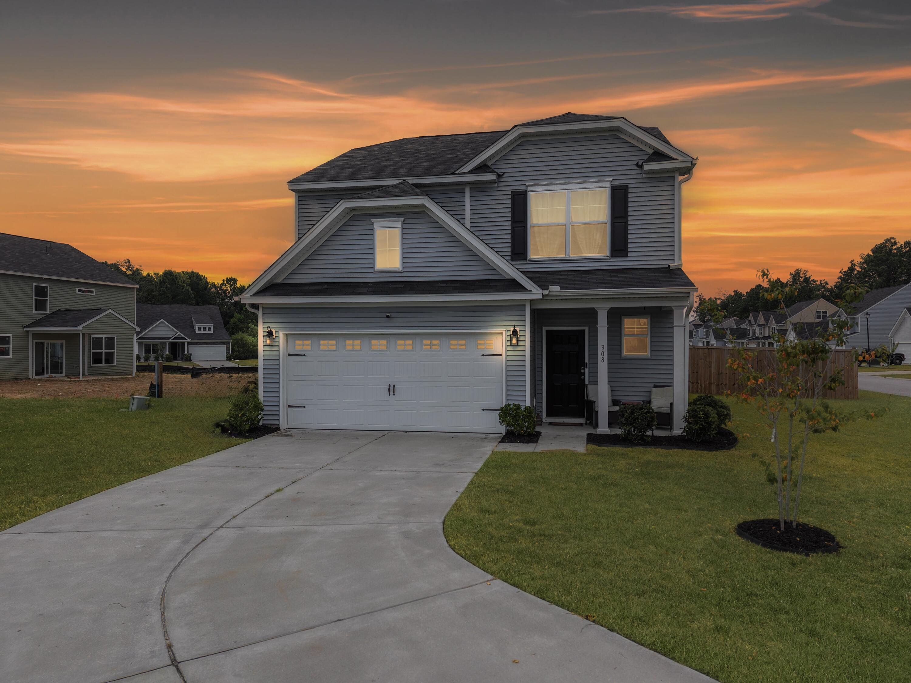 Property image 2 of 308 Blue Oak Drive in Oakley Pointe, Moncks Corner, SC 29461