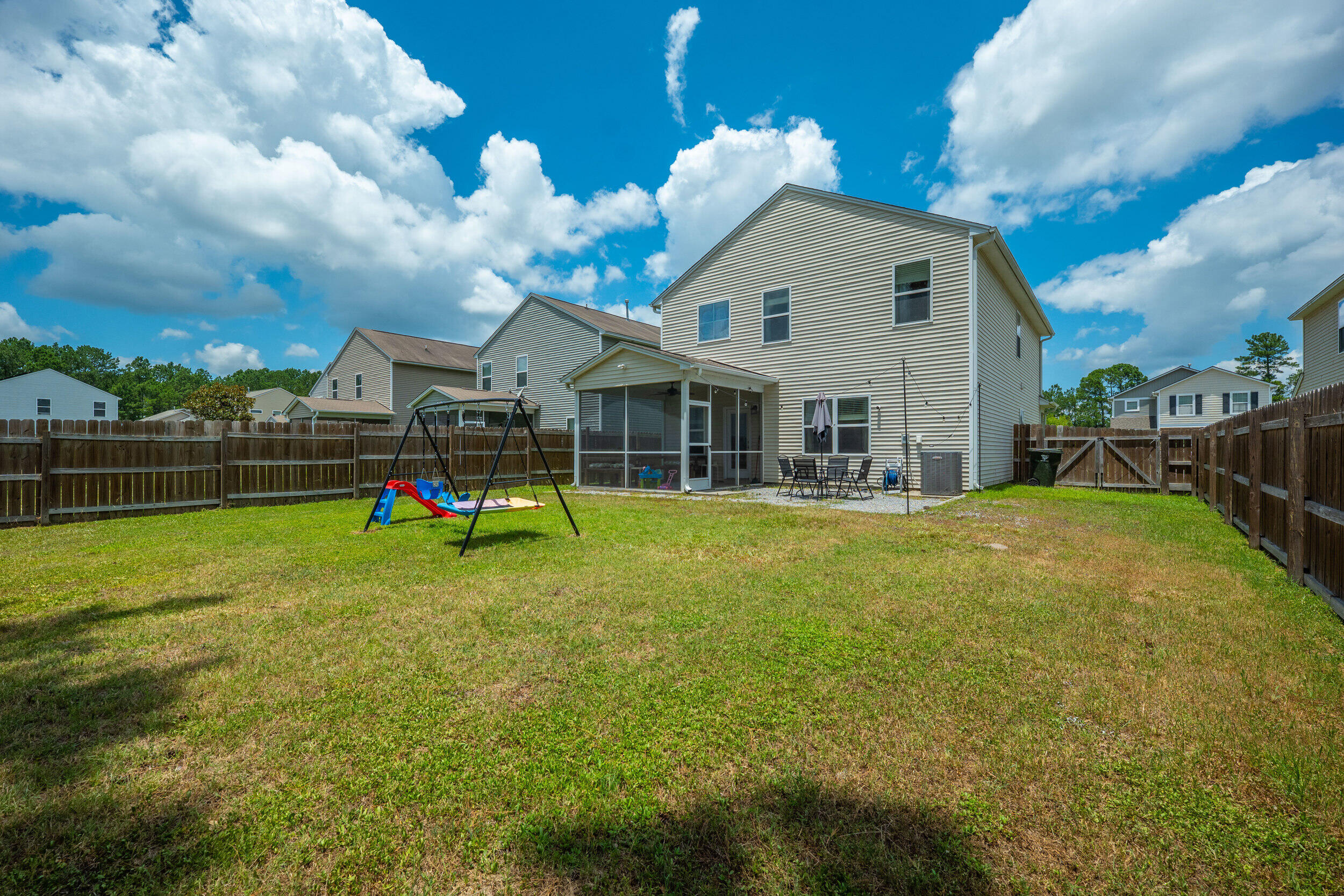 Property image 5 of 111 Brookhaven Road in Cane Bay Plantation, Summerville, SC 29486