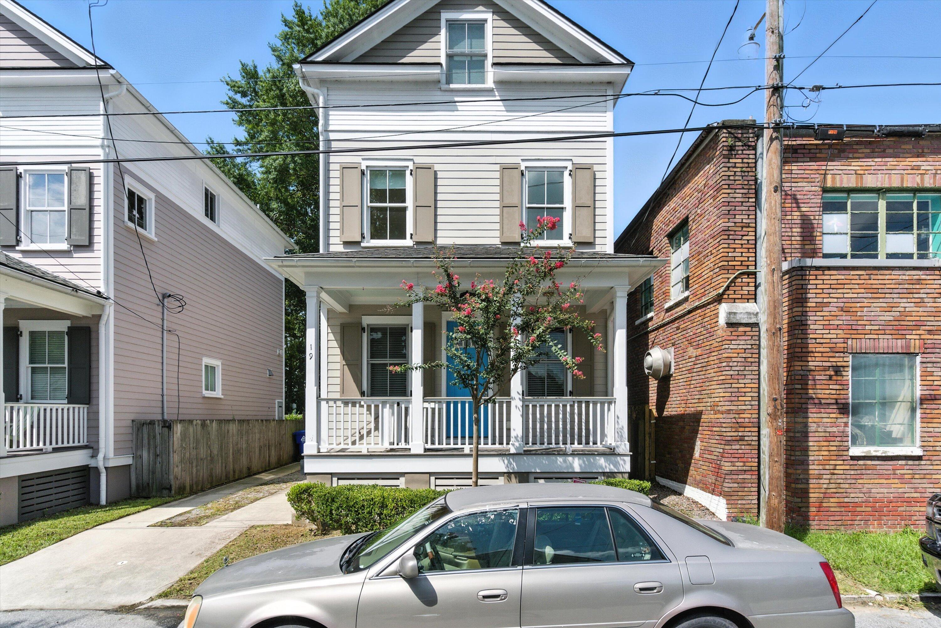 Property image 2 of 19 Dewey Street in North Central, Charleston, SC 29403