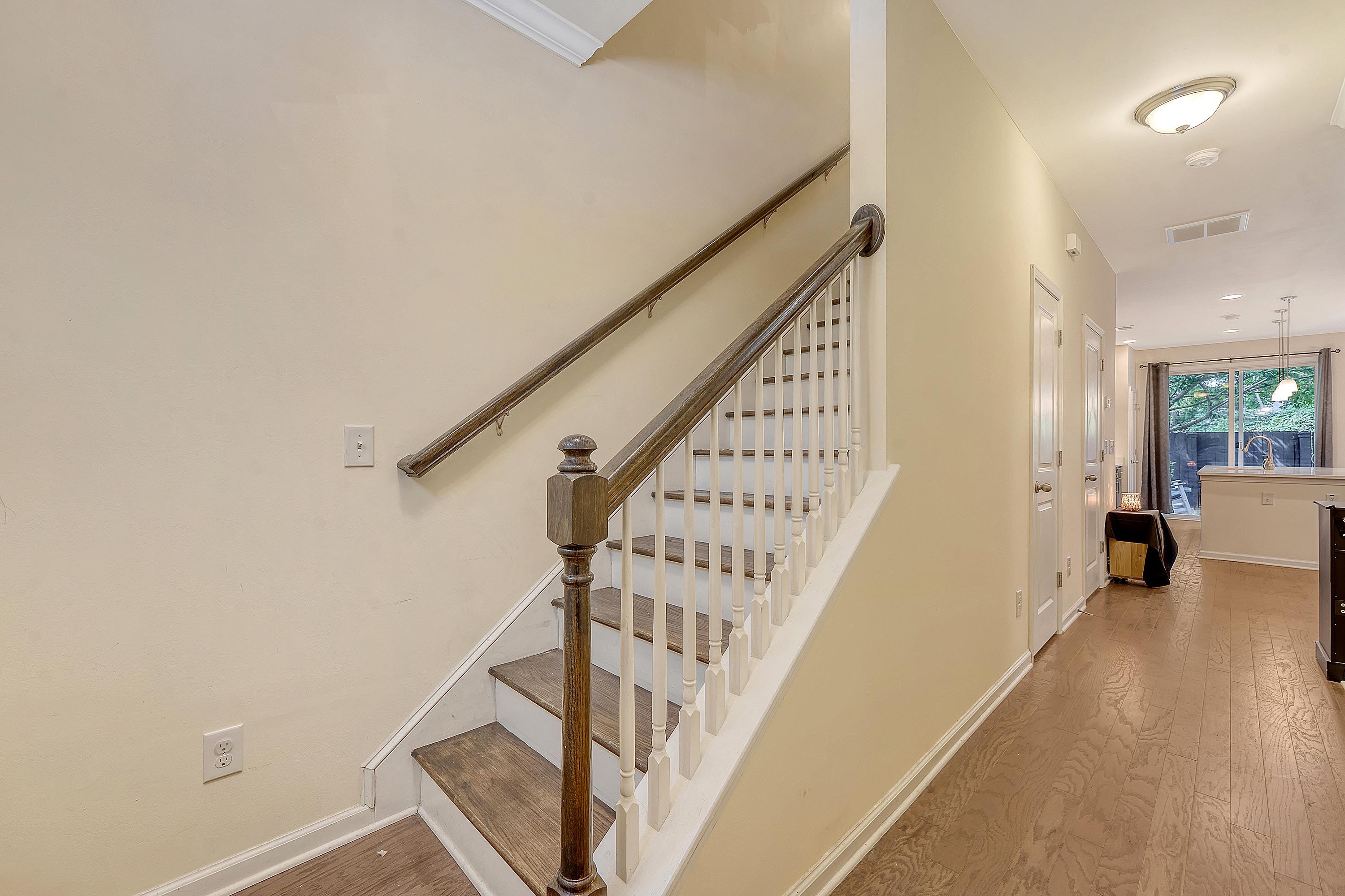 Property image 4 of 1650 Bridwell Lane in Park West, Mount Pleasant, SC 29466