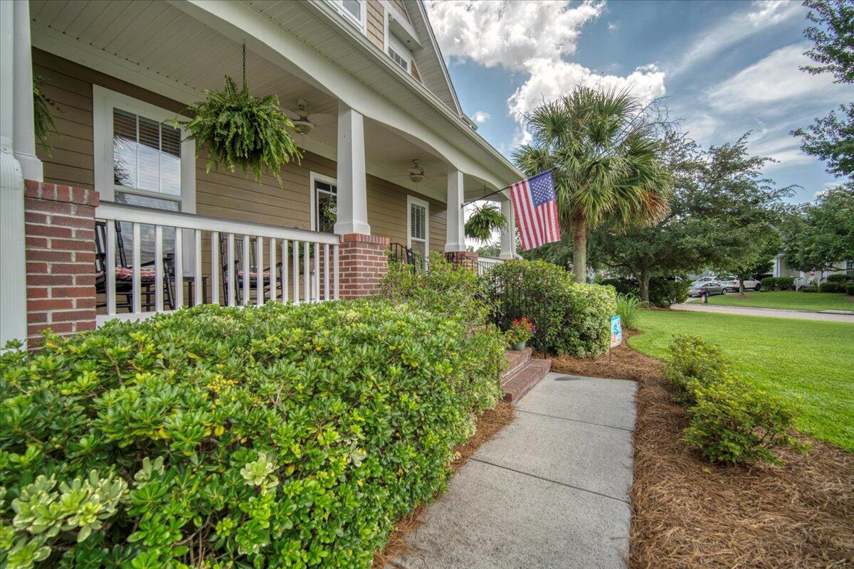 Property image 4 of 100 Carriage Ride Lane in Legend Oaks Plantation, Summerville, SC 29485