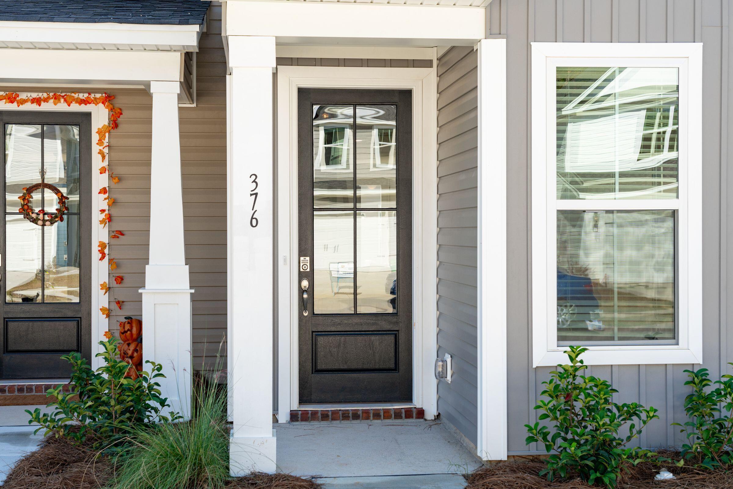 Property image 4 of 818 Alma Square Drive in Abbey Walk, Moncks Corner, SC 29461