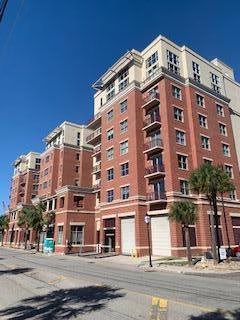 150 Bee Street 611