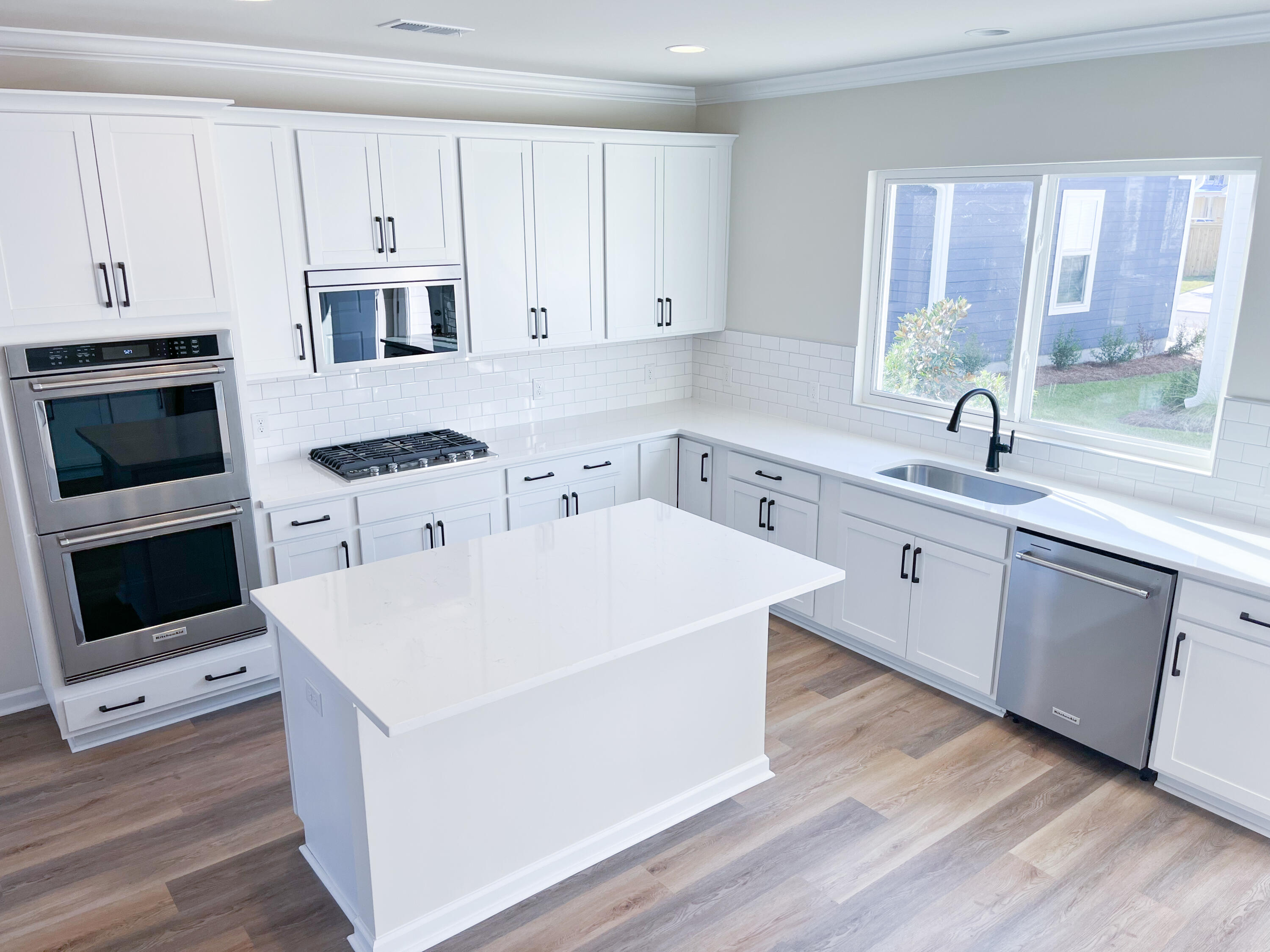 Property image 2 of 758 Blueway Avenue in Nexton, Summerville, SC 29486