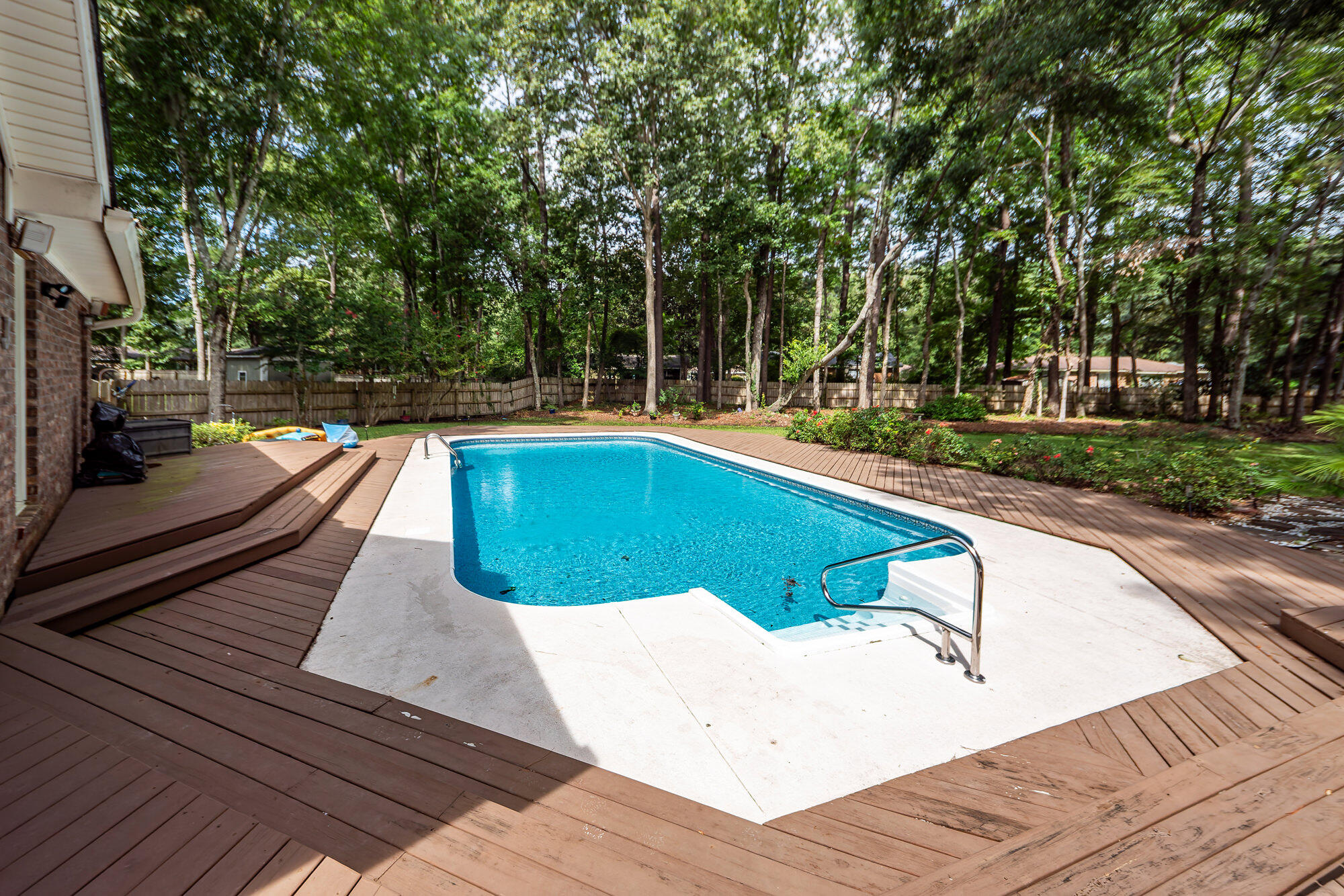 Property image 4 of 106 Bonneau Court in Irongate, Summerville, SC 29485