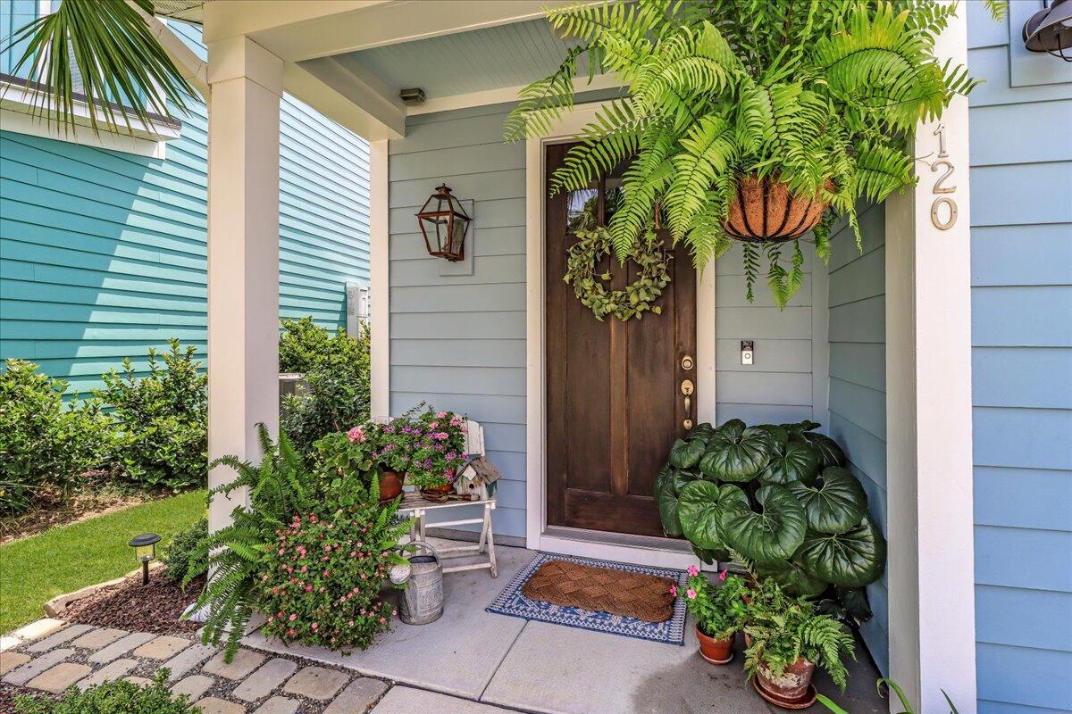 Property image 5 of 120 Low Tide Court in Wando Village, Charleston, SC 29492