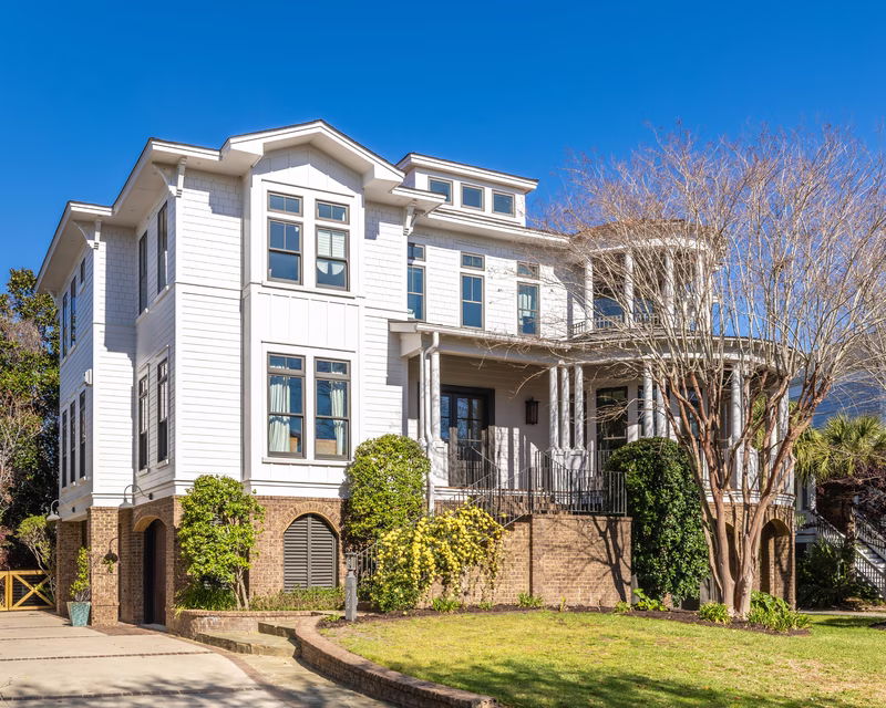 Old Village Landing, Mount Pleasant Community
