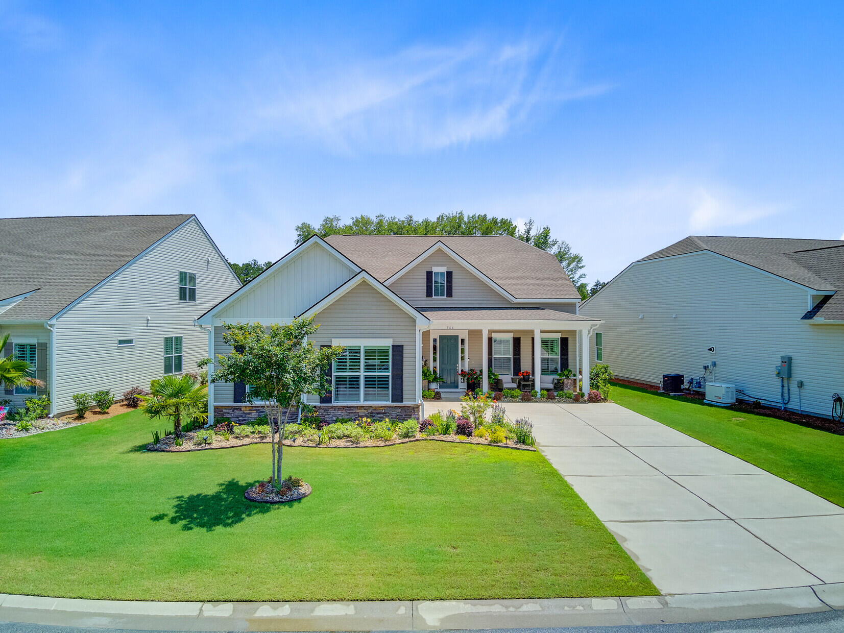 Property image 4 of 366 Tupelo Lake Drive in Cane Bay Plantation, Summerville, SC 29486