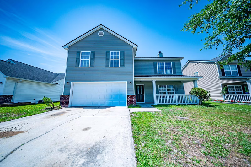 Weatherstone, Summerville Community