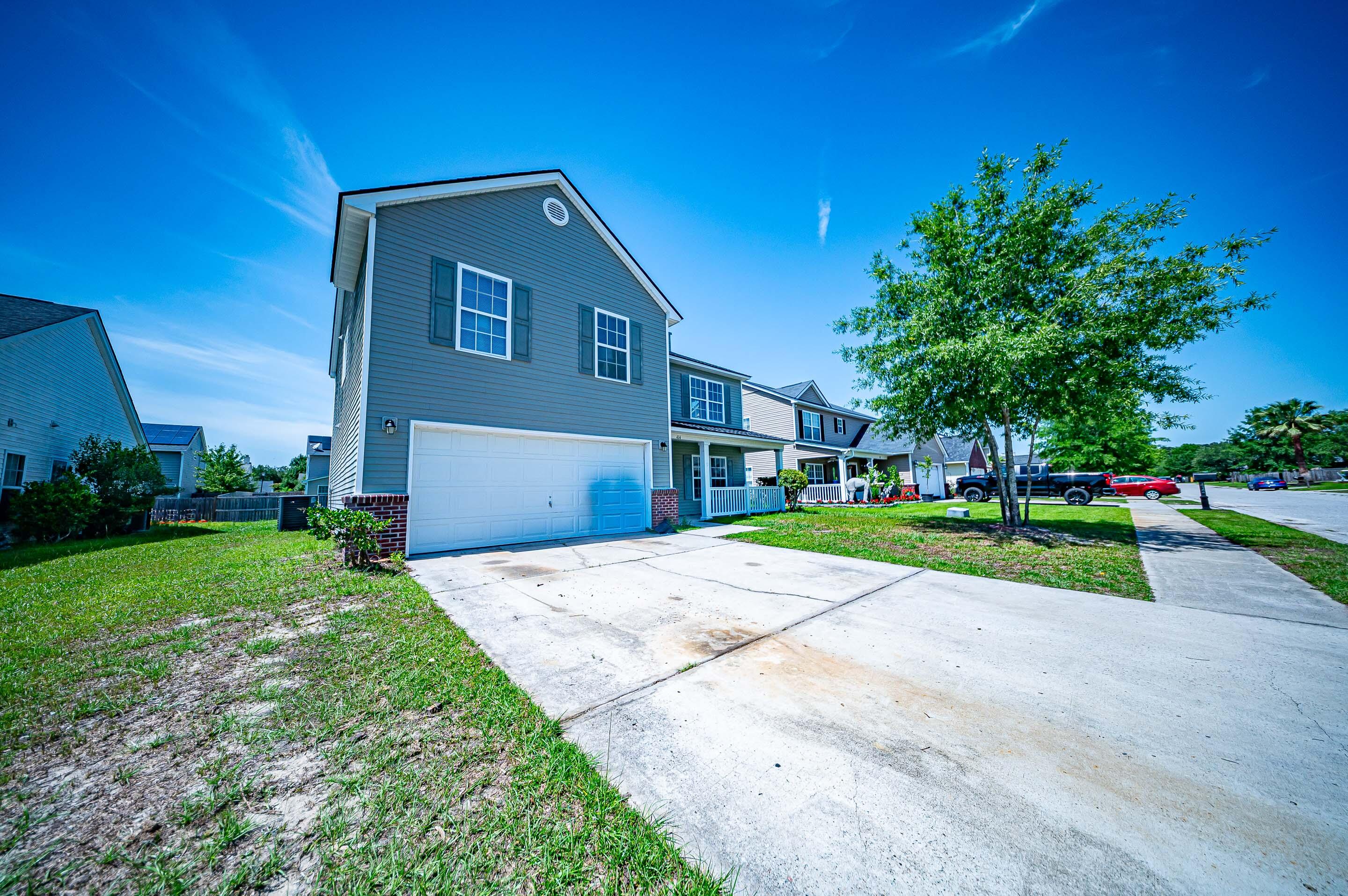Property image 5 of 414 Dovetail Circle in Weatherstone, Summerville, SC 29483