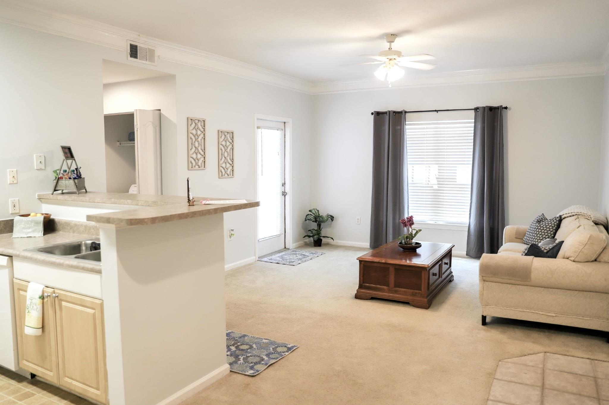 Property image 4 of 1300 Park West Boulevard 1006 in Park West, Mount Pleasant, SC 29466