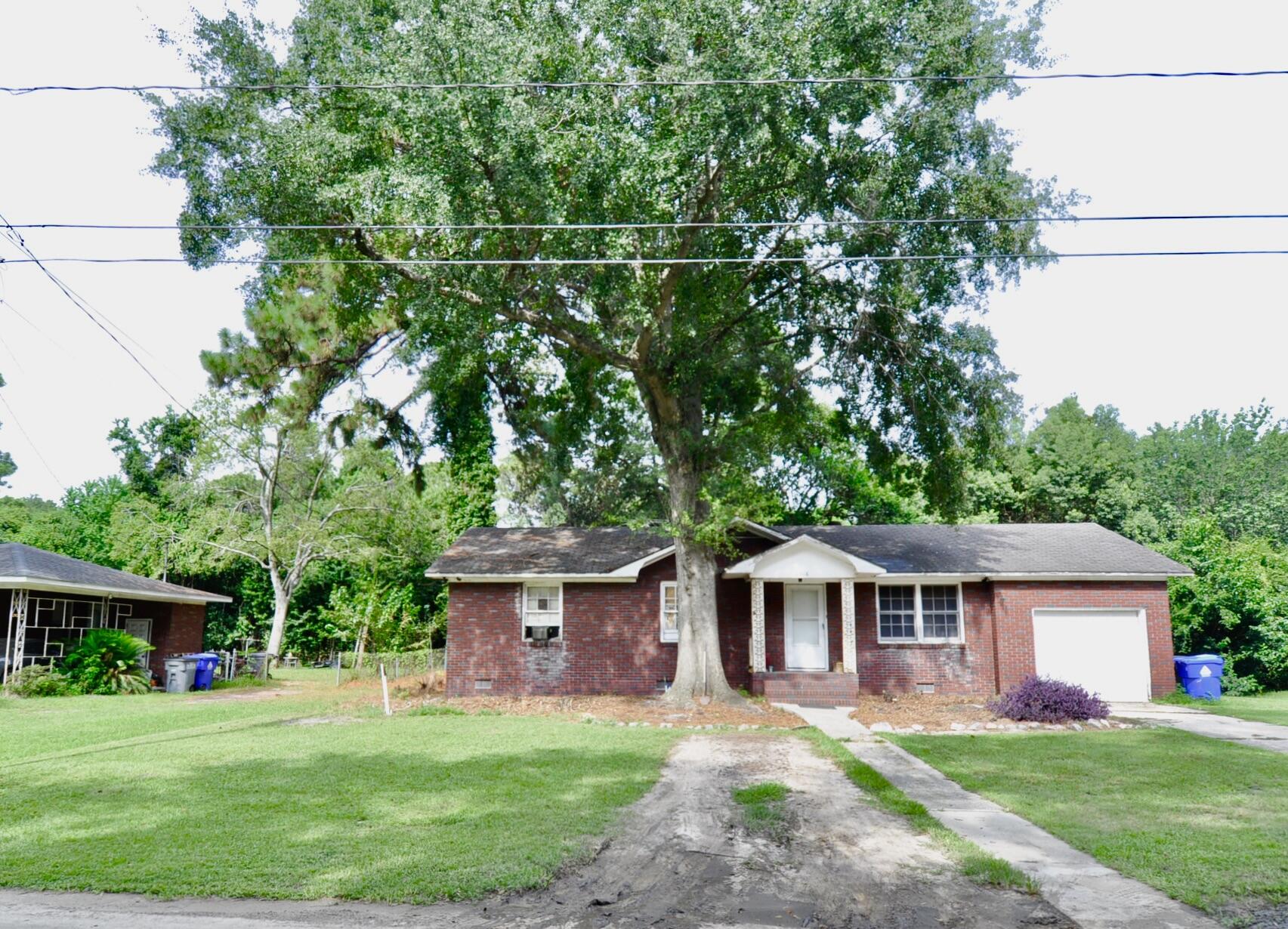 Property image 2 of 6318 Brandt Street in Aichele Terrace, North Charleston, SC 29406