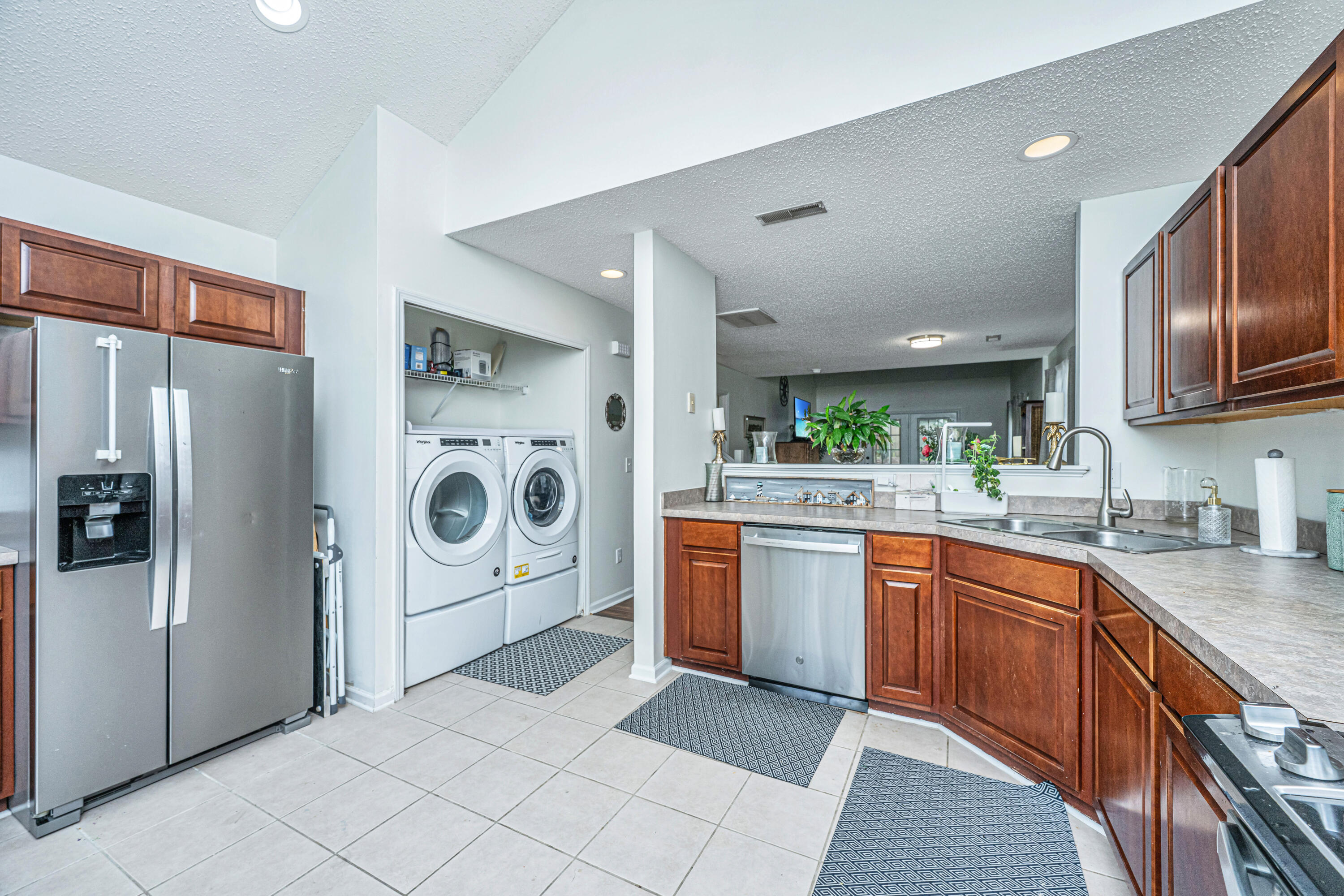 Property image 5 of 110 Greyson Circle in Persimmon Hill Townhouses, Goose Creek, SC 29445