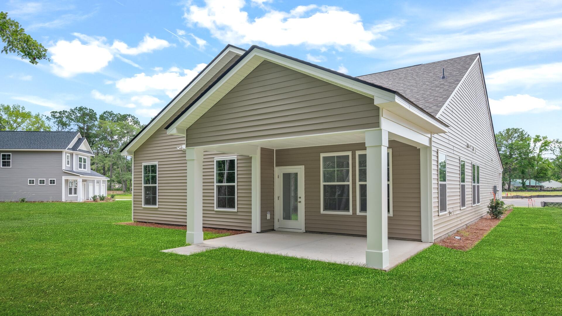 Property image 2 of 419 Cadbury Loop in Creekside at Andrews, Summerville, SC 29486