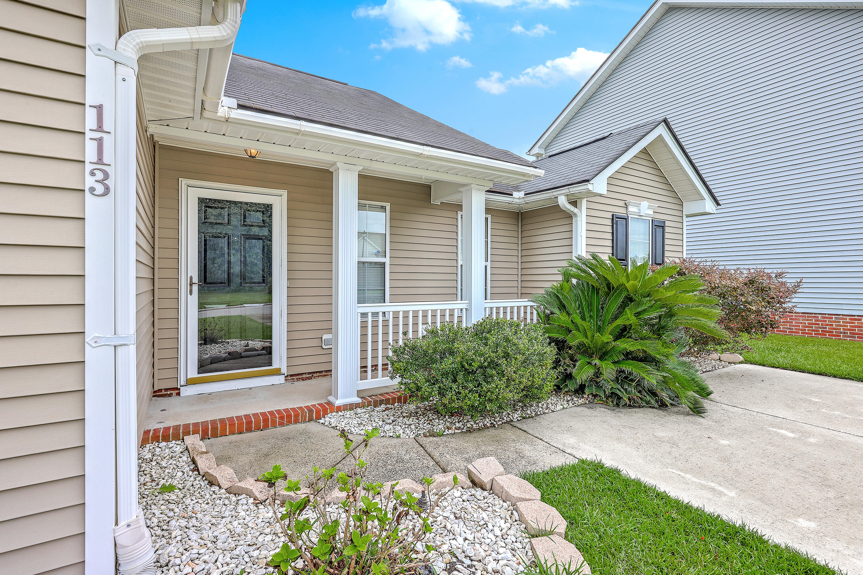 Property image 3 of 113 Penzance Boulevard in Devon Forest, Goose Creek, SC 29445